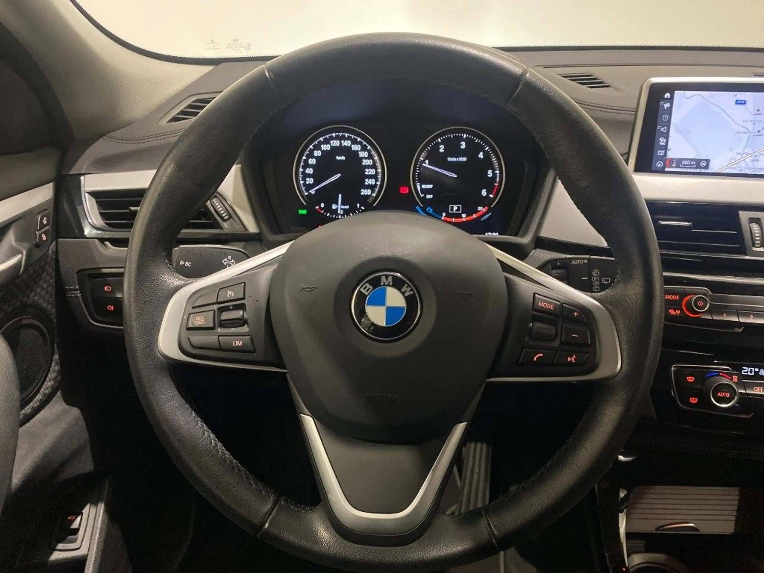 BMW - X2