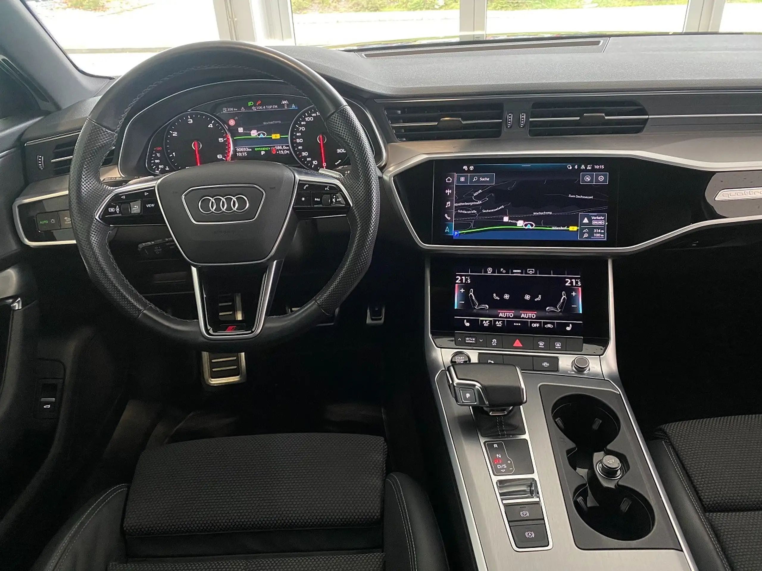 Audi - A6