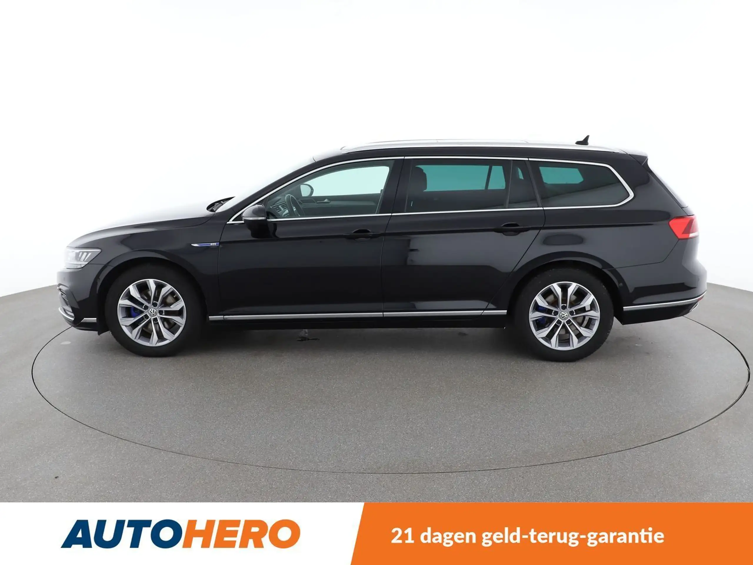 Volkswagen - Passat