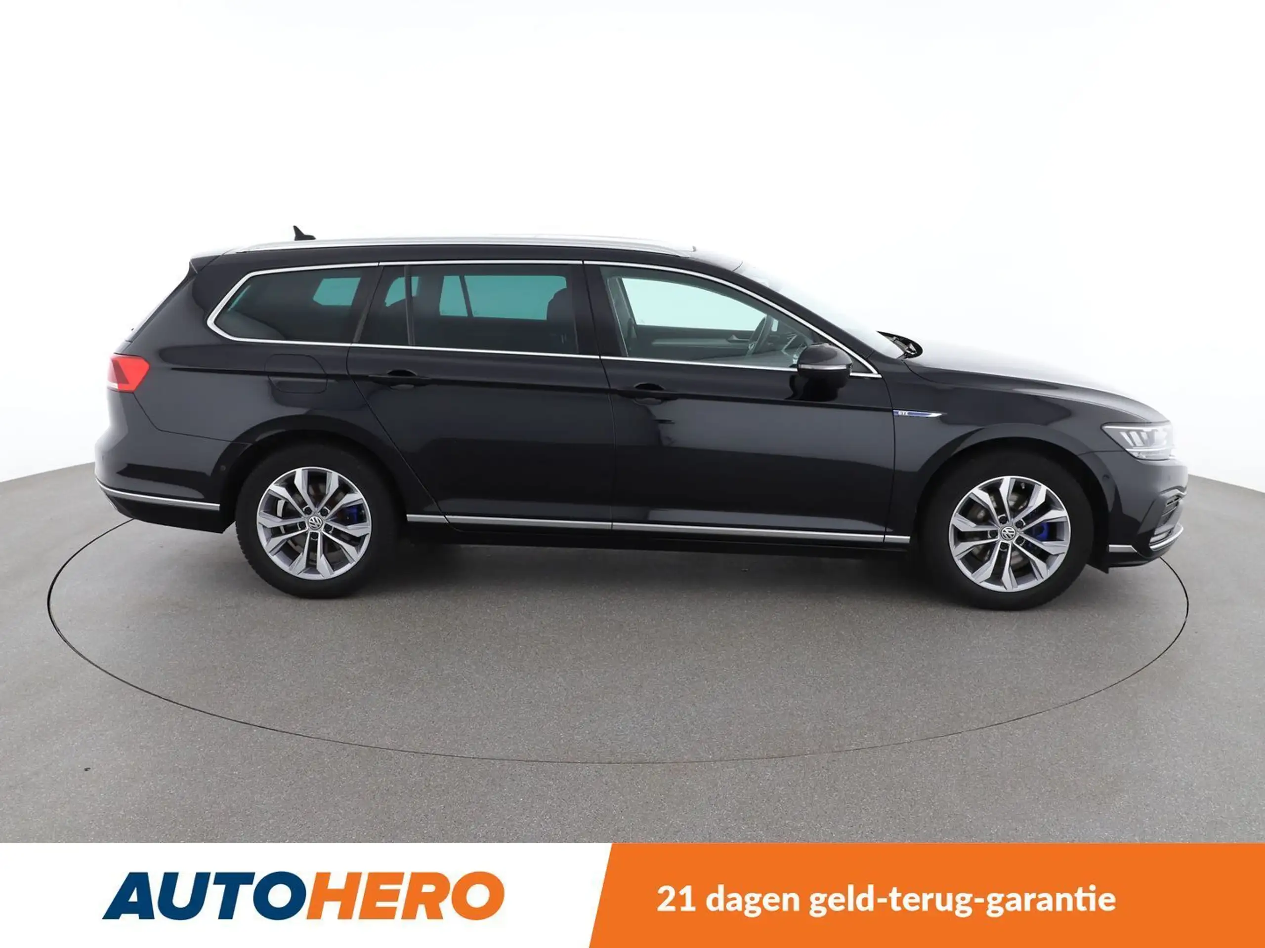 Volkswagen - Passat