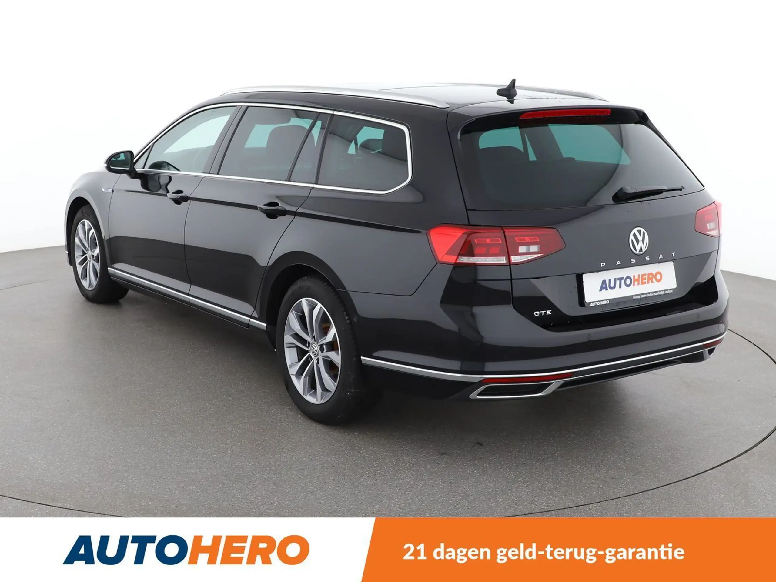 Volkswagen - Passat