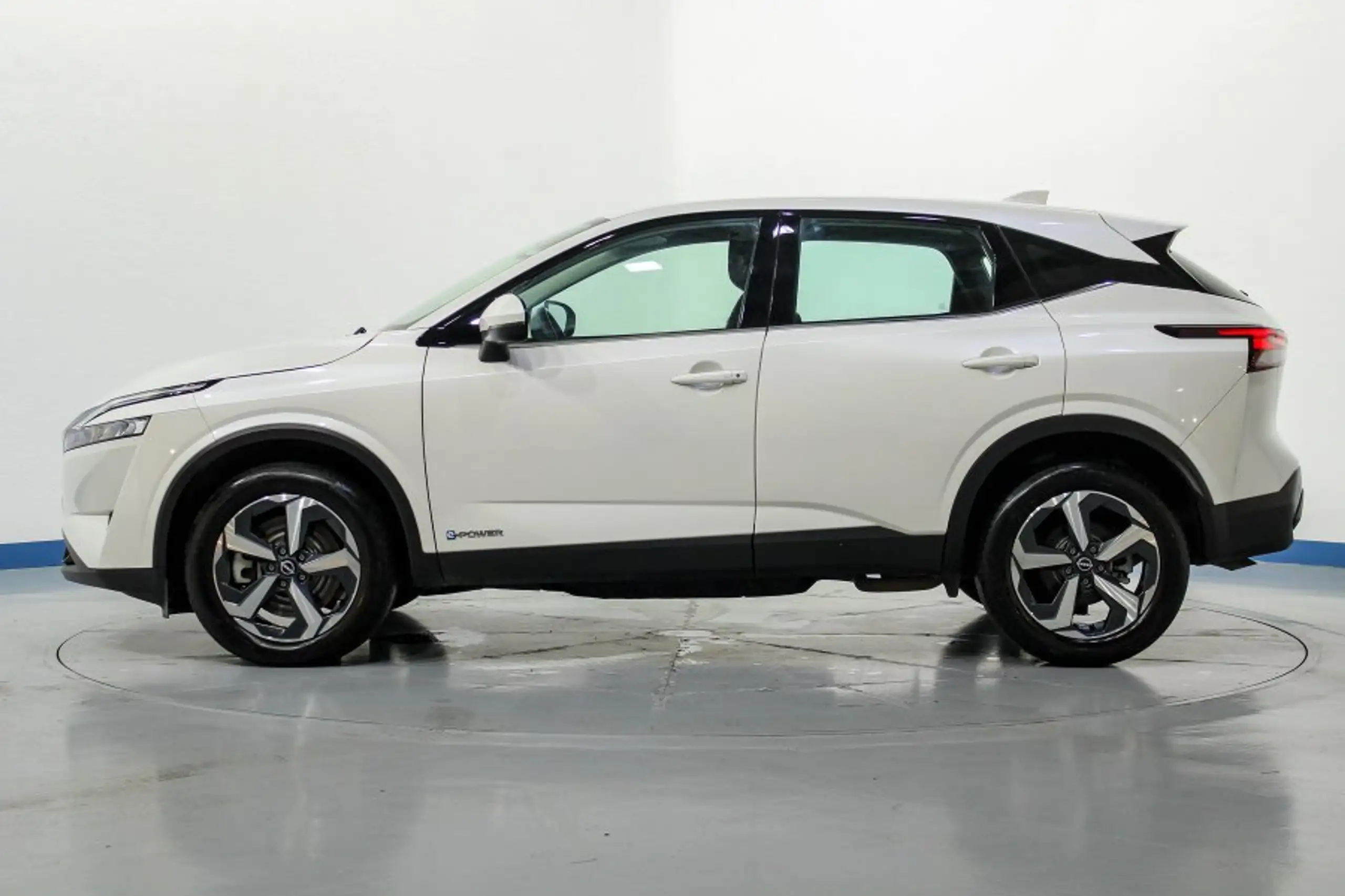 Nissan - Qashqai