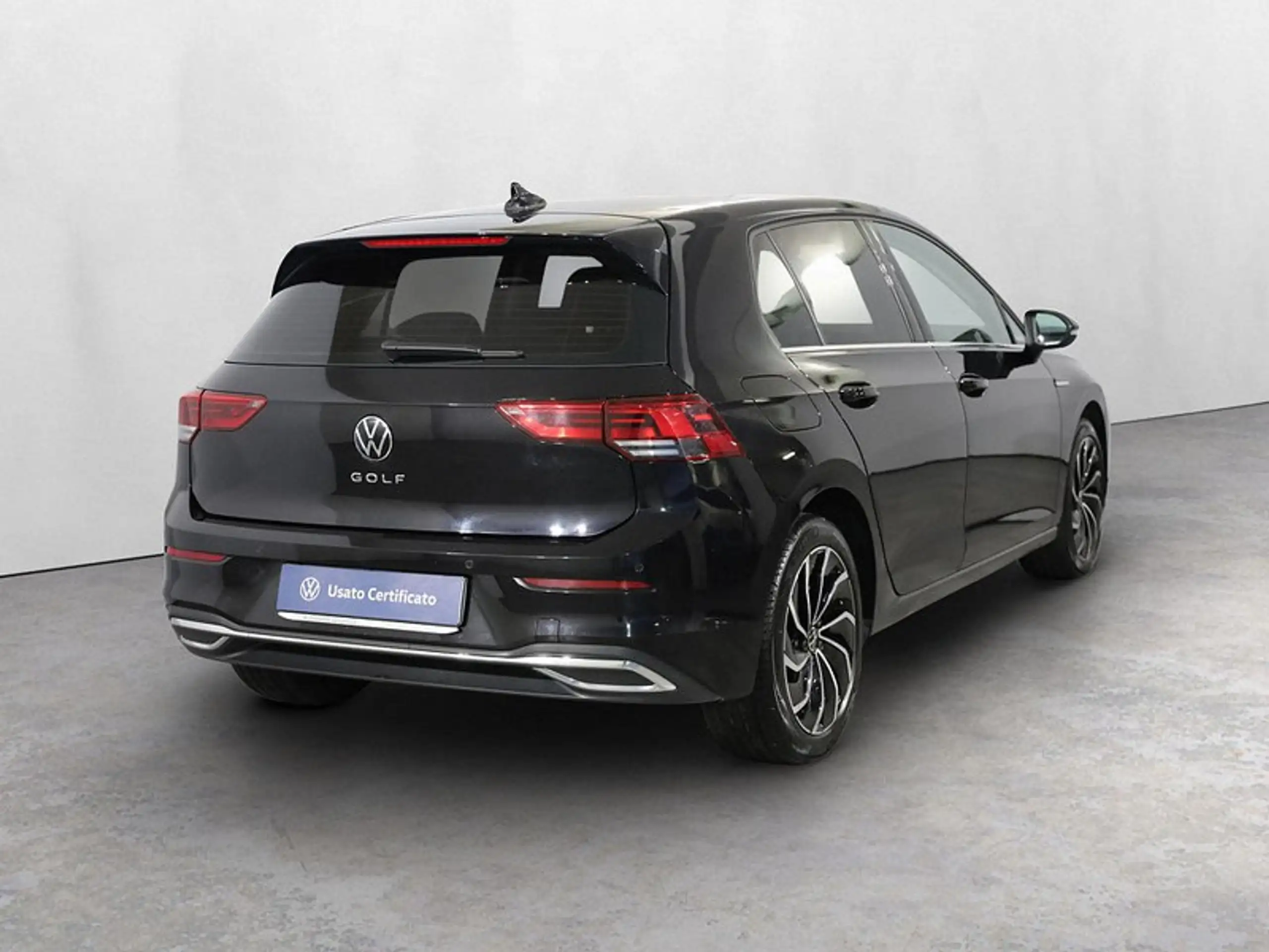 Volkswagen - Golf