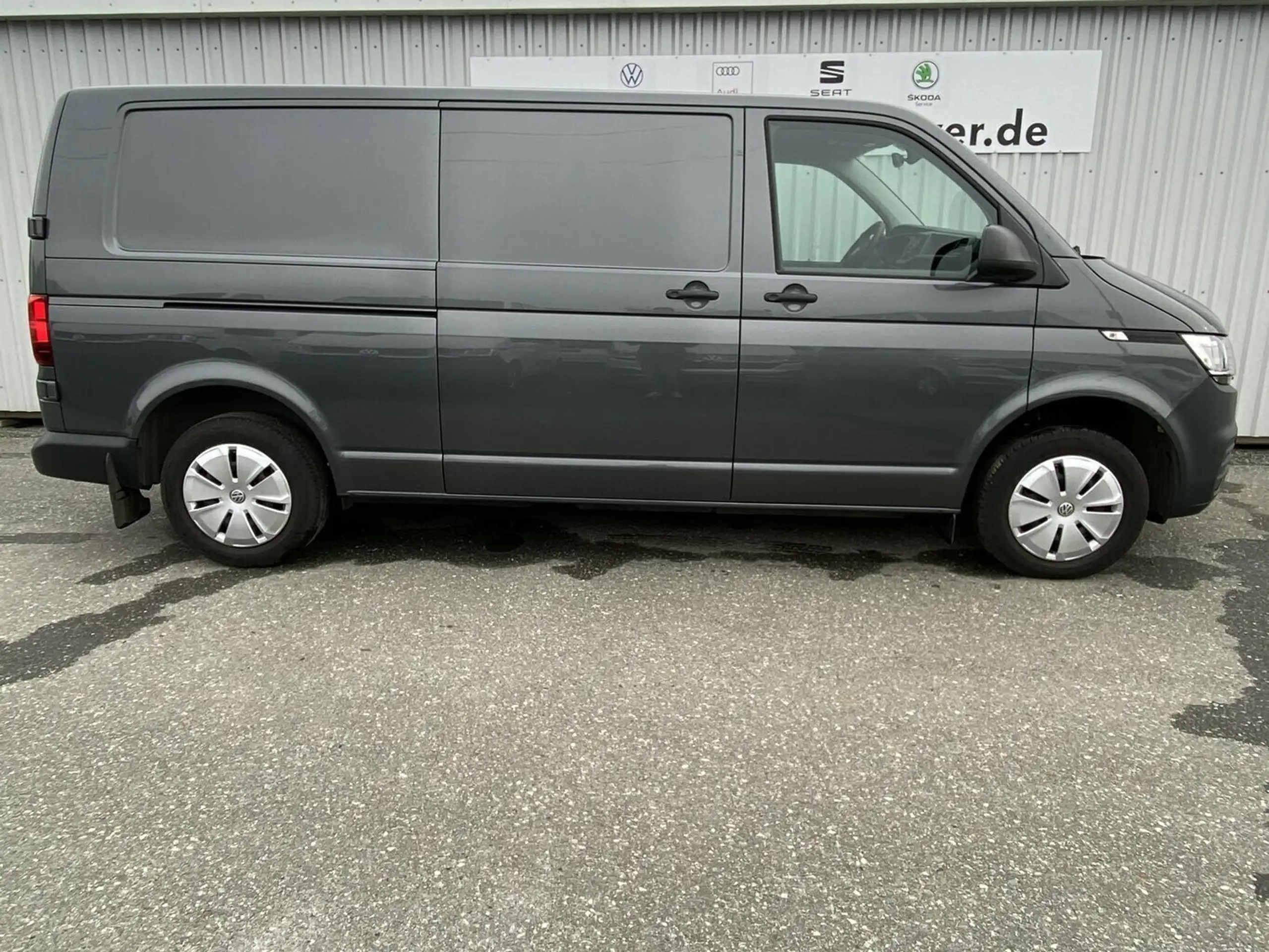 Volkswagen - T6 Transporter