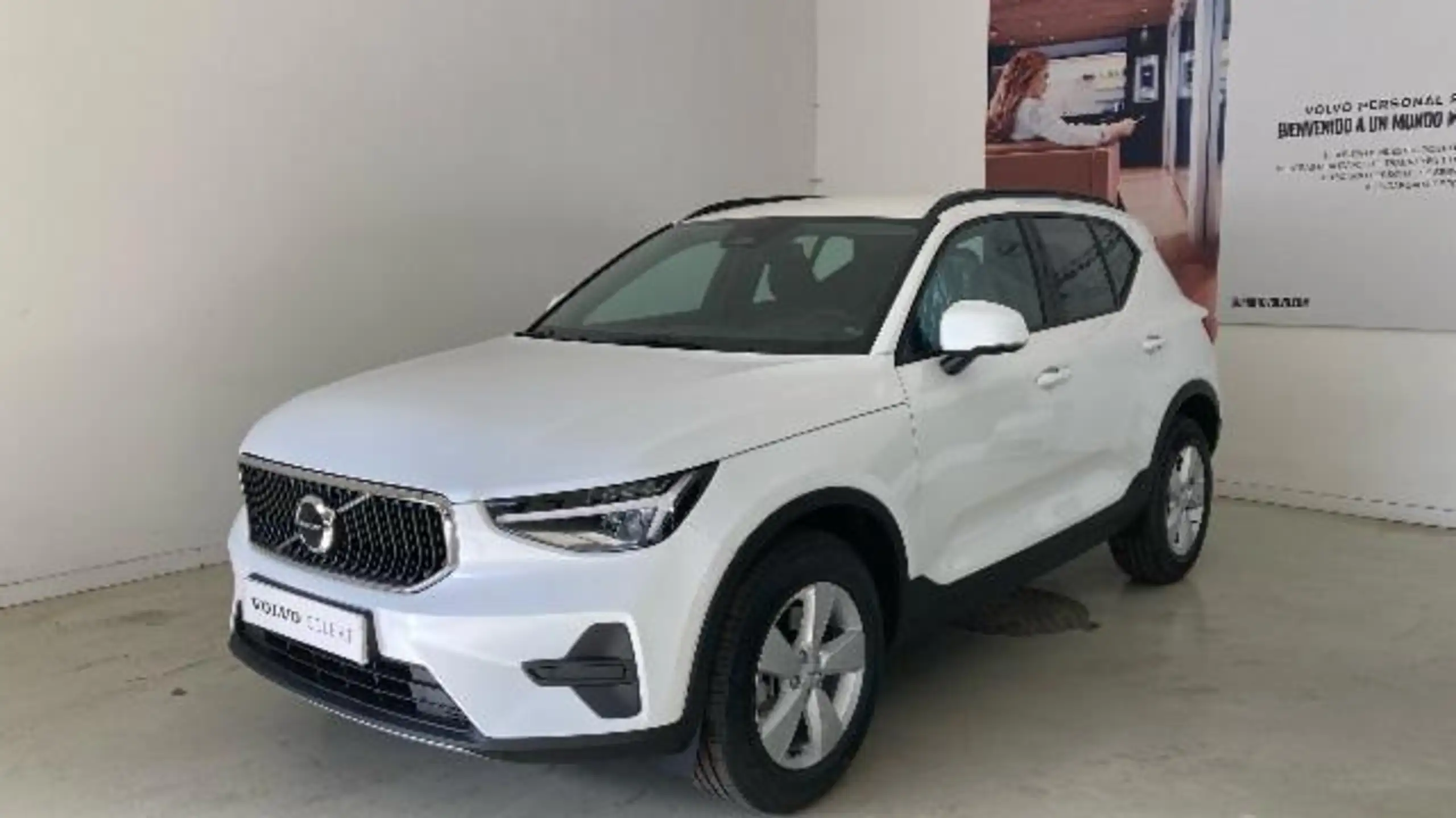 Volvo XC40 2024