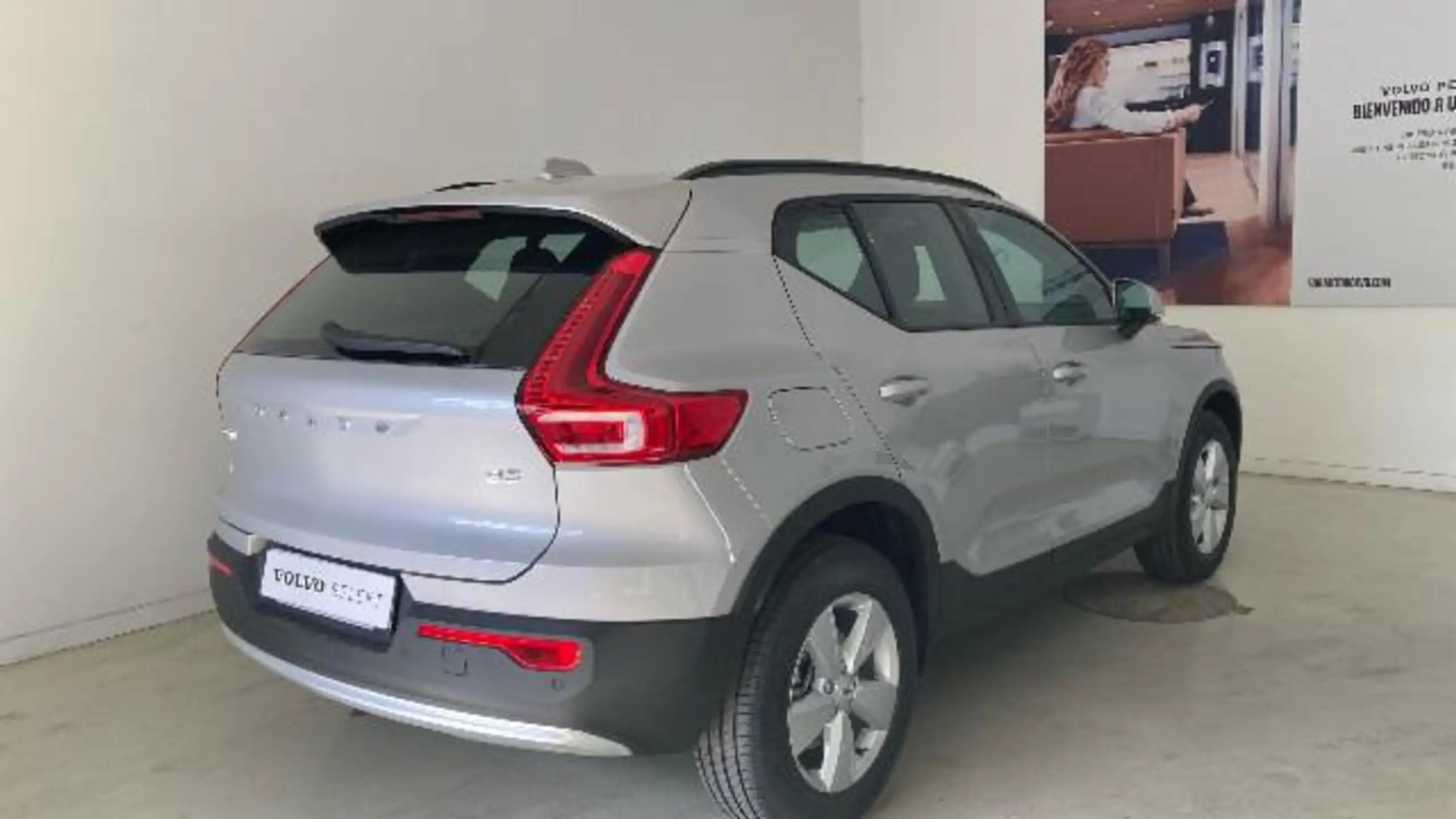 Volvo - XC40