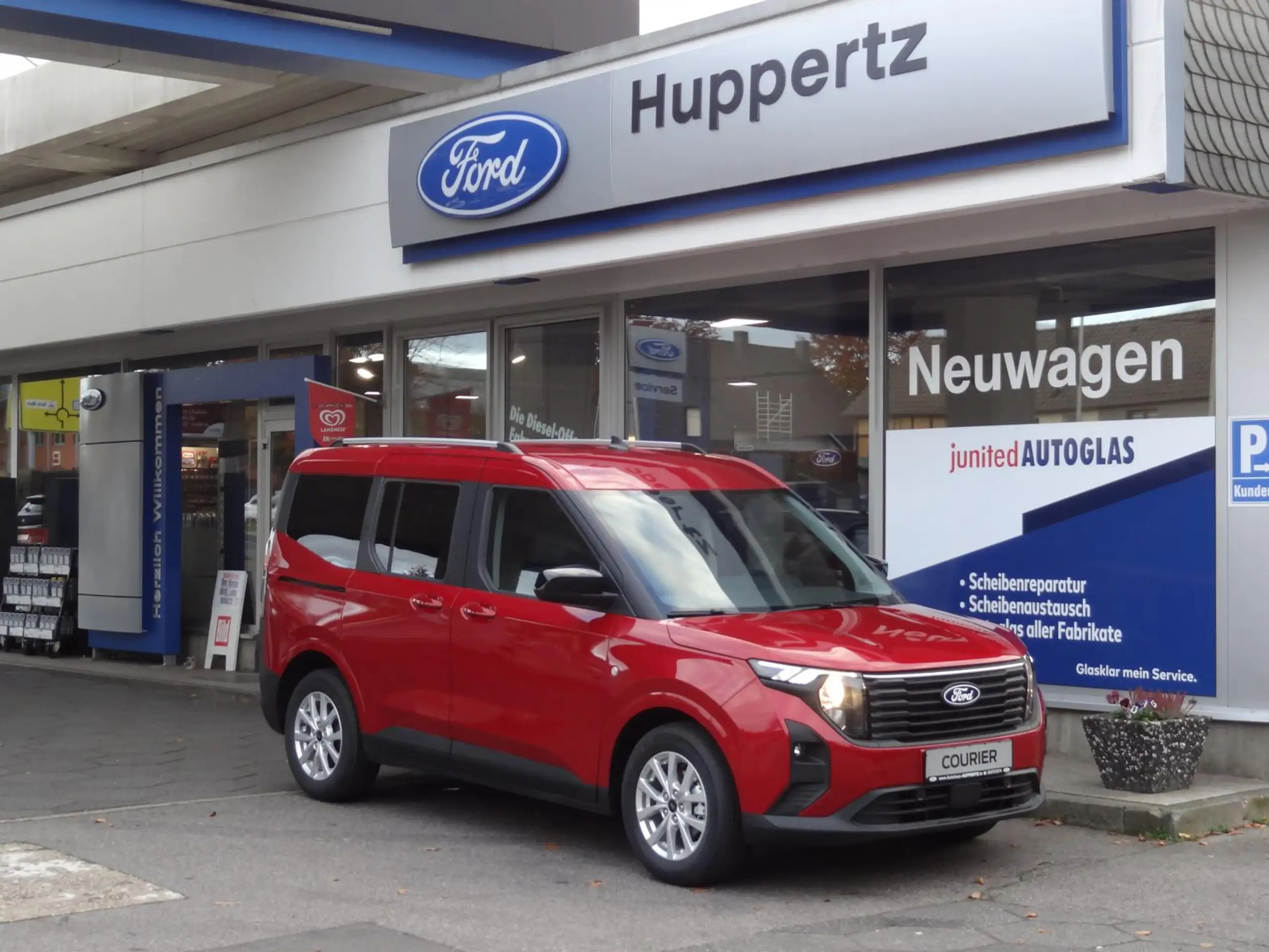 Ford Tourneo Courier 2024