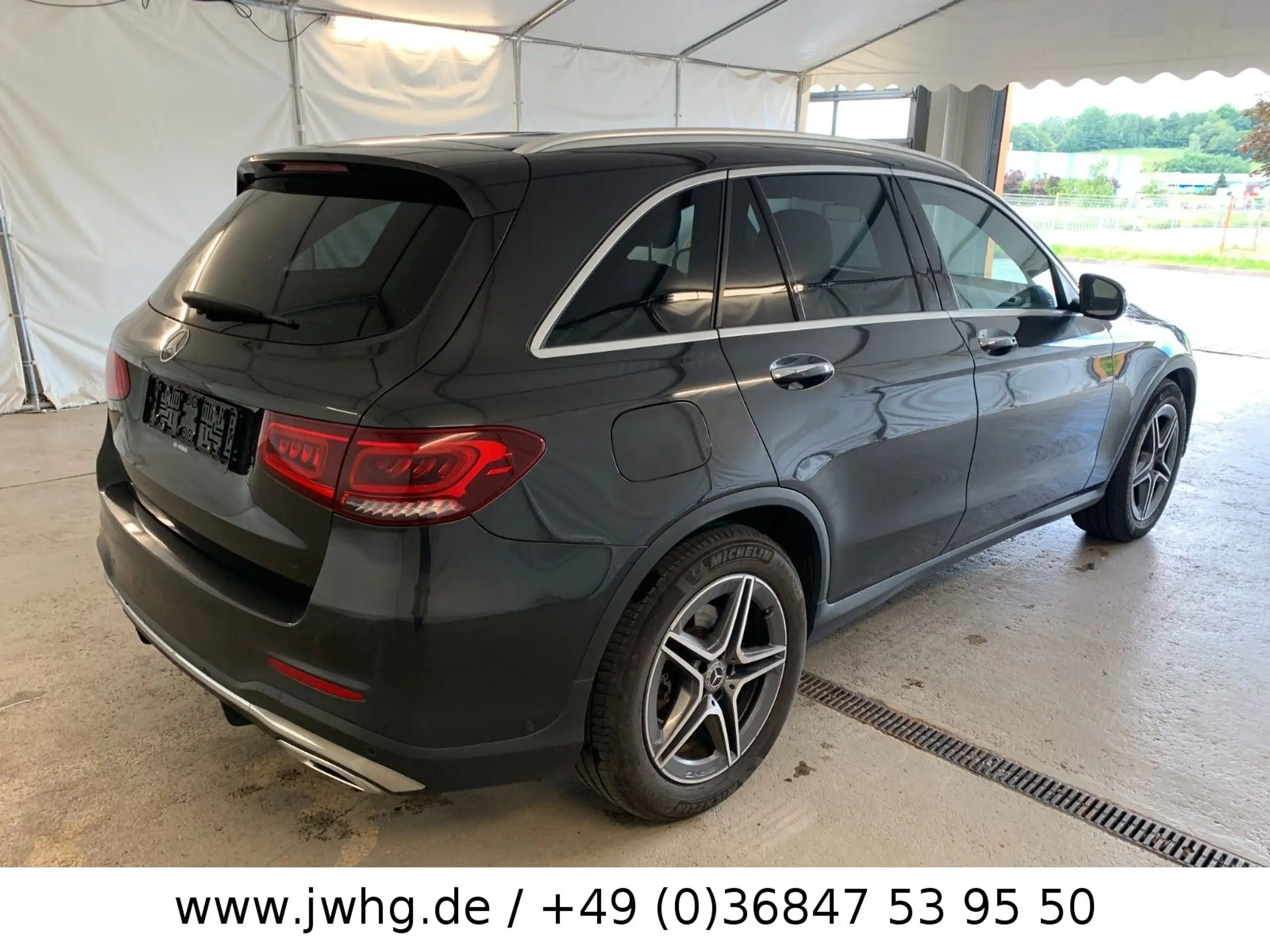 Mercedes-Benz - GLC 400