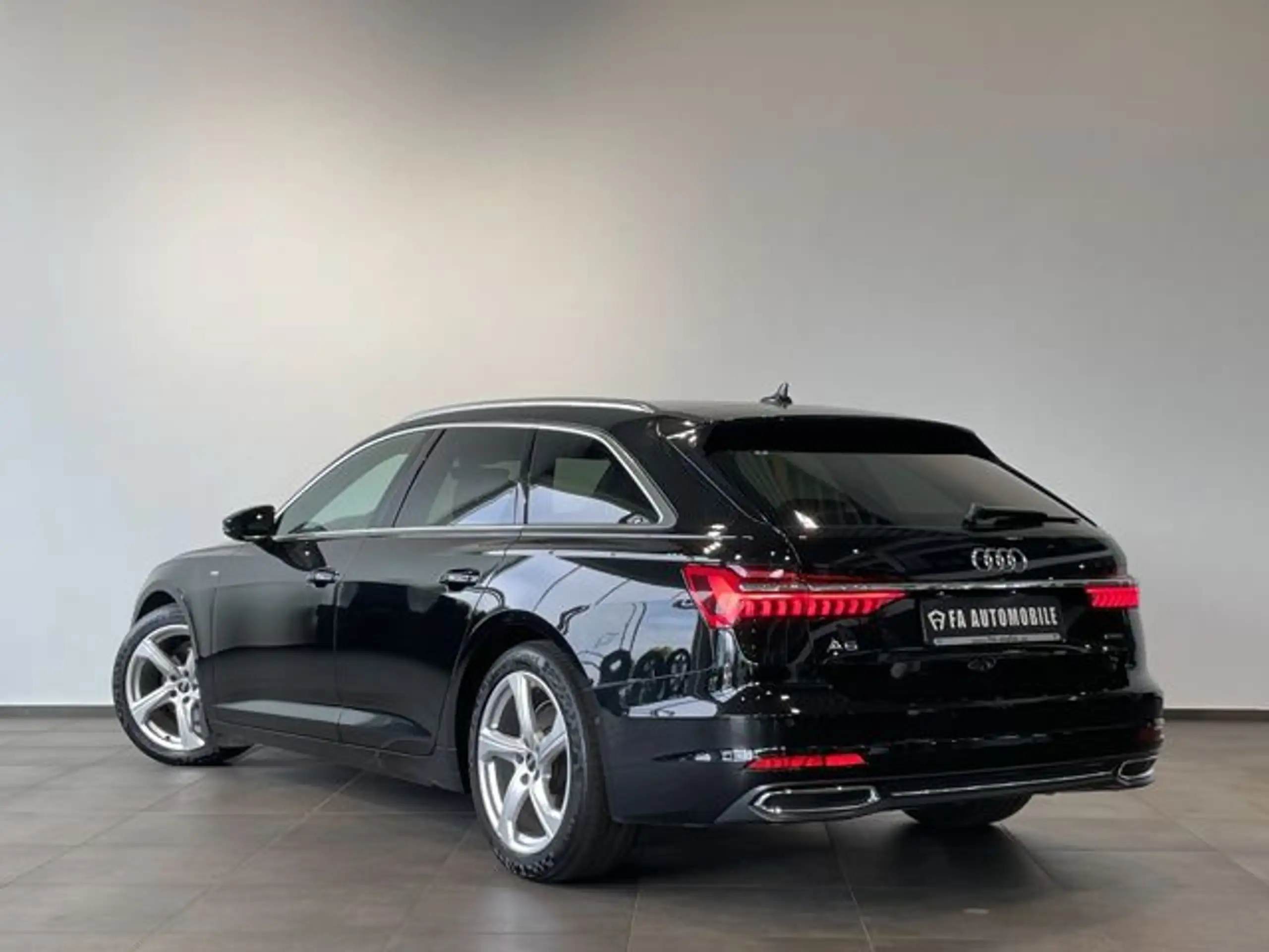 Audi - A6