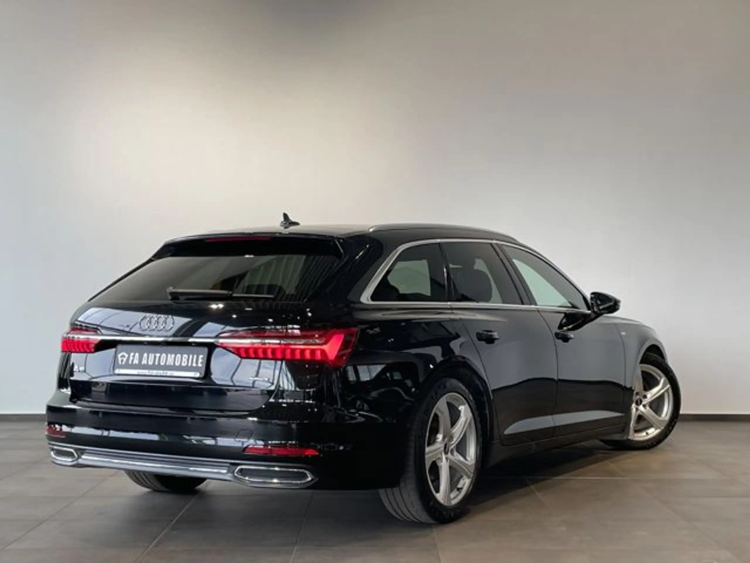 Audi - A6