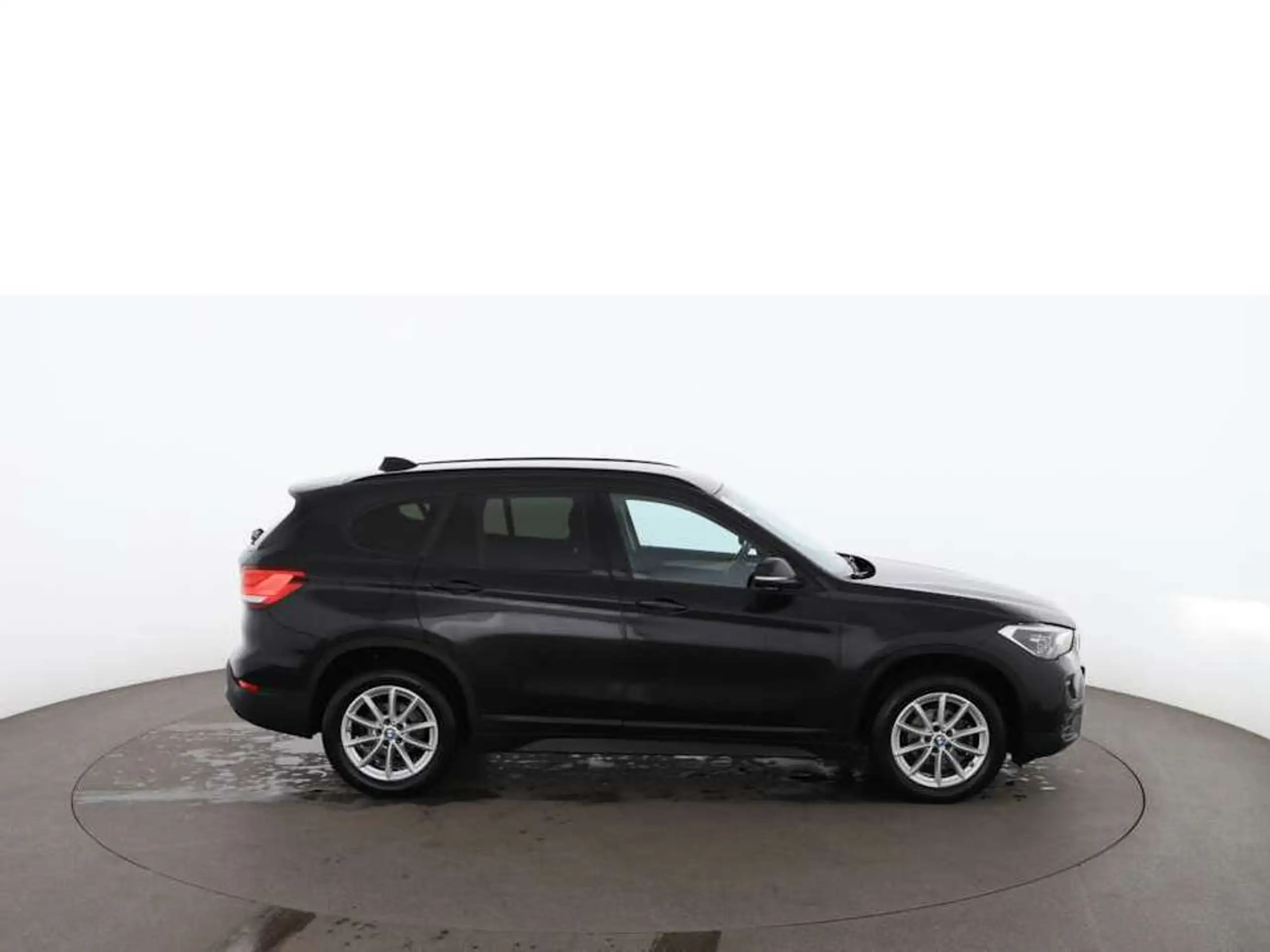 BMW - X1