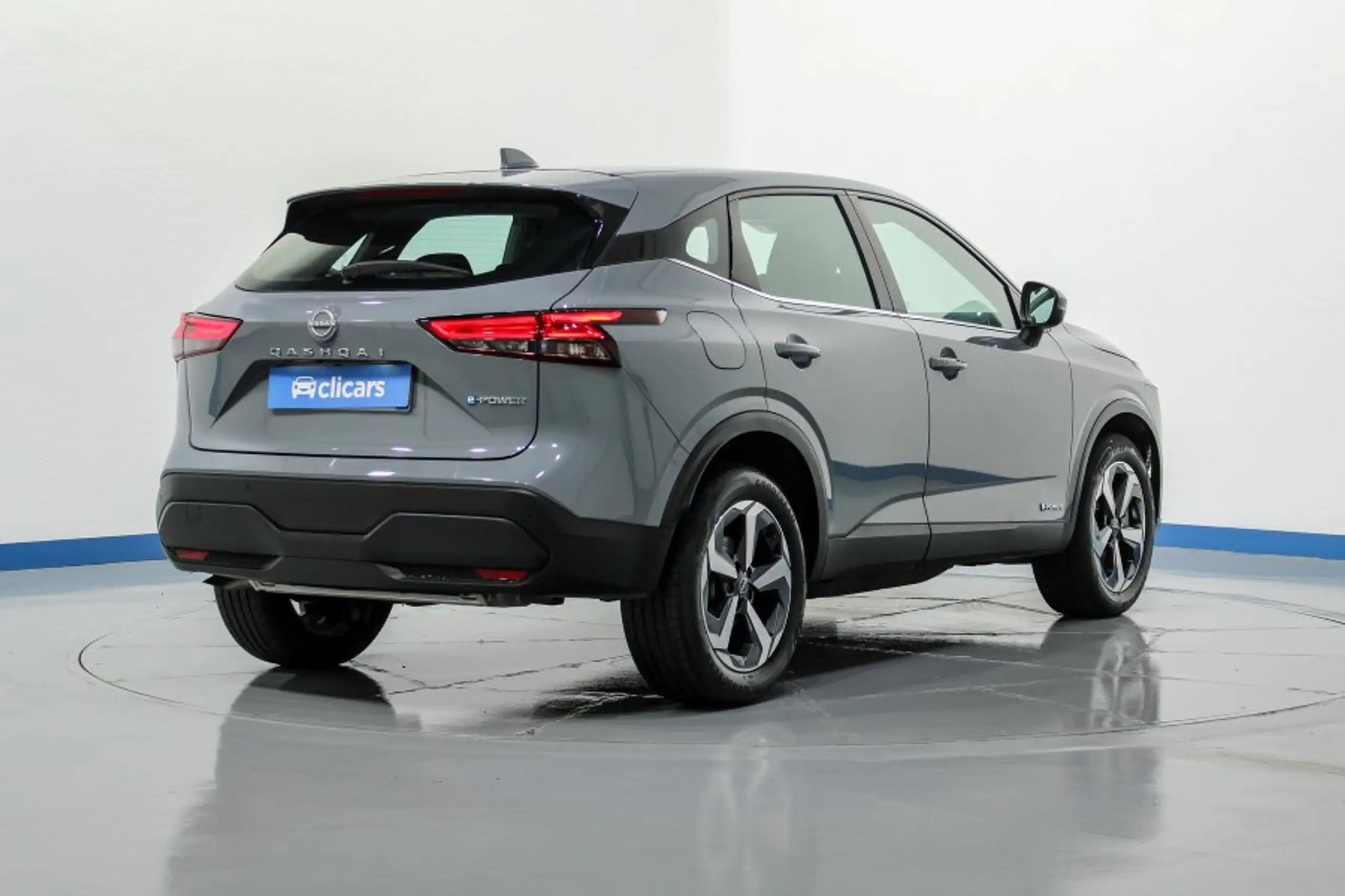 Nissan - Qashqai