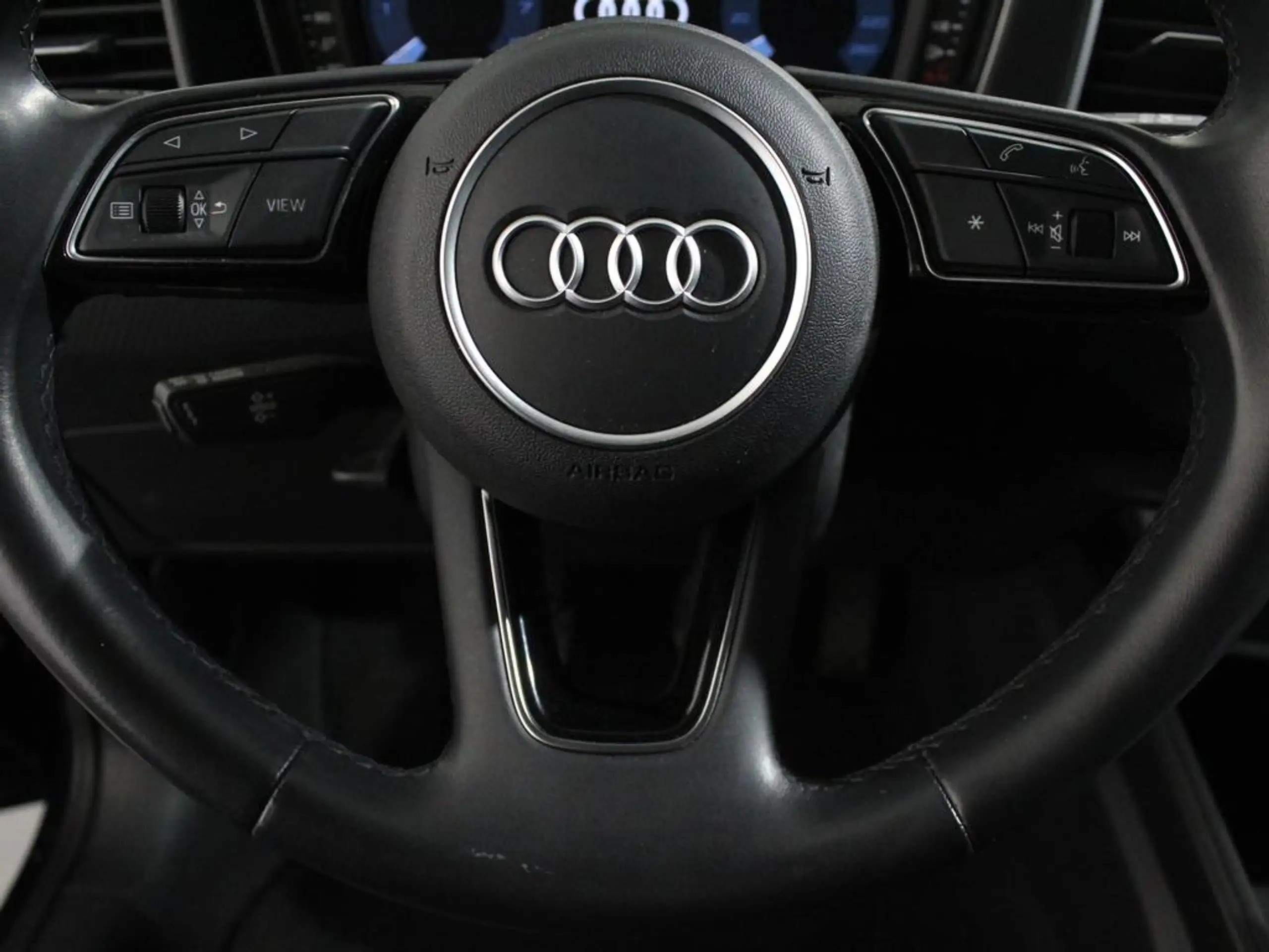 Audi - A1