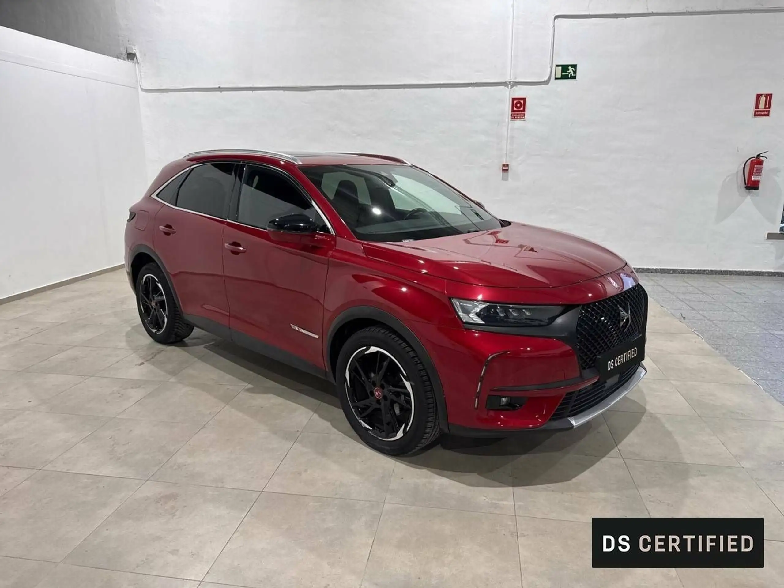 DS Automobiles - DS 7 Crossback