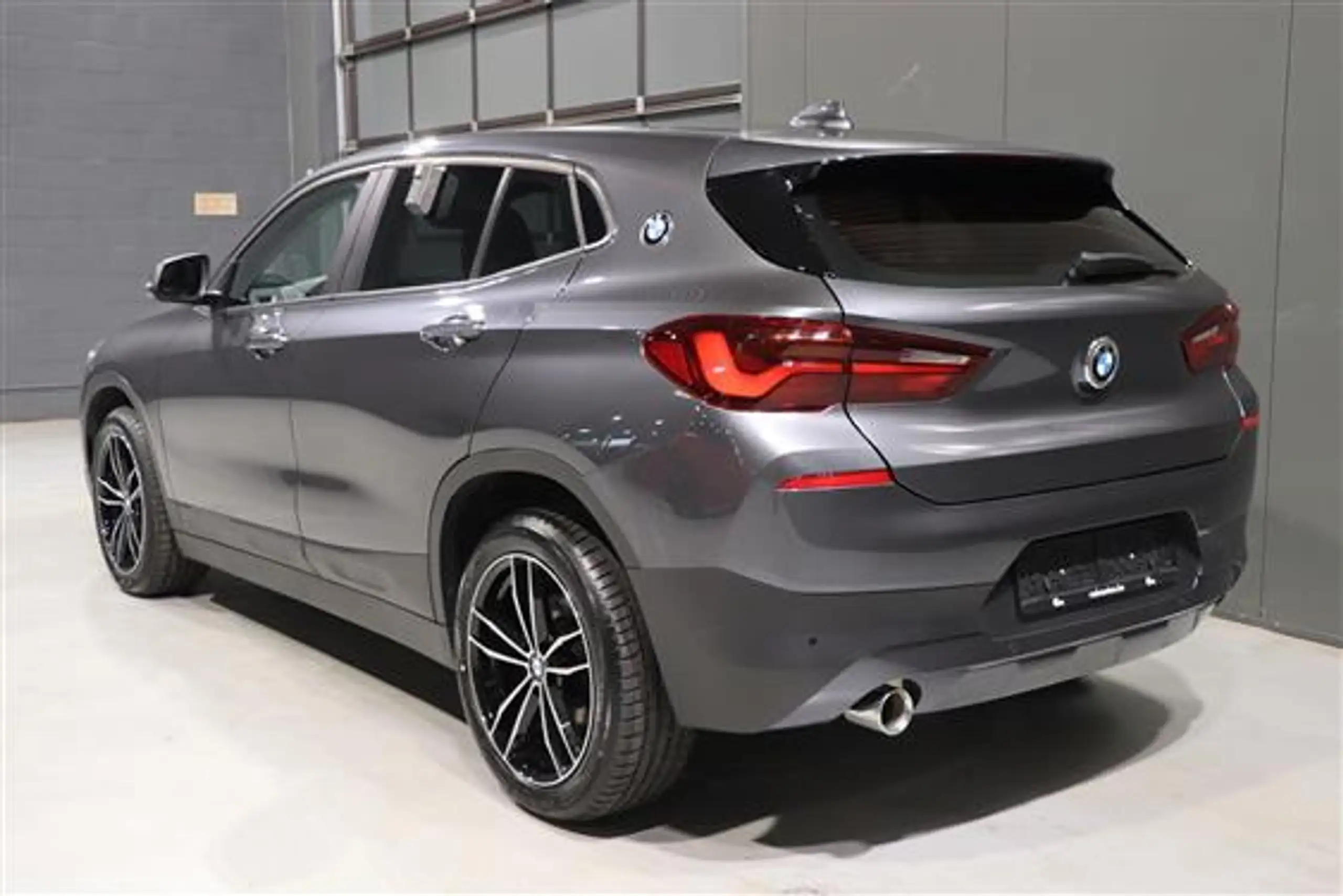 BMW - X2