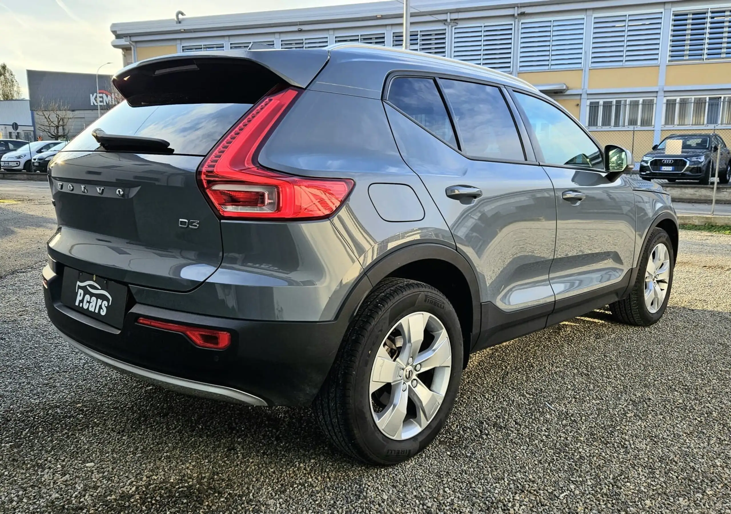 Volvo - XC40