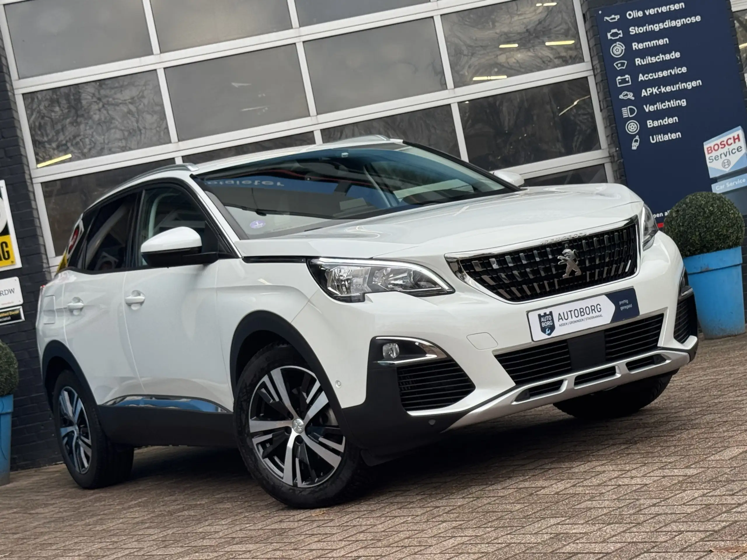 Peugeot - 3008