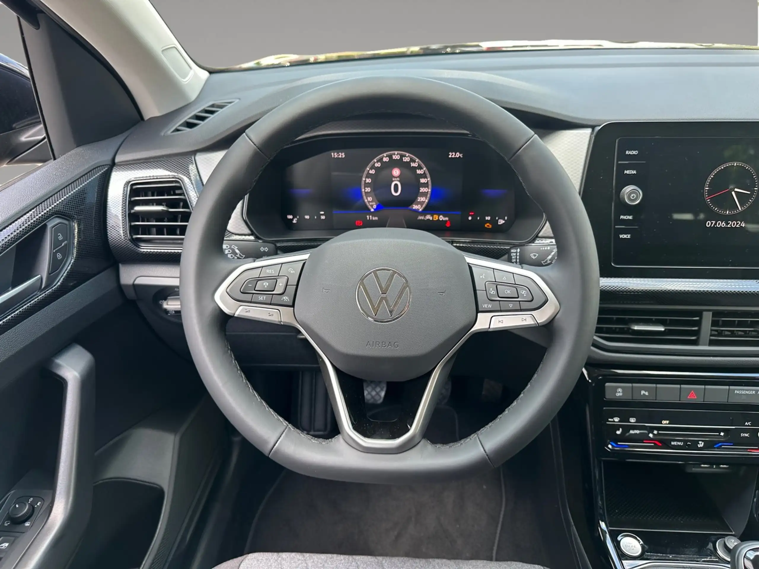 Volkswagen - T-Cross