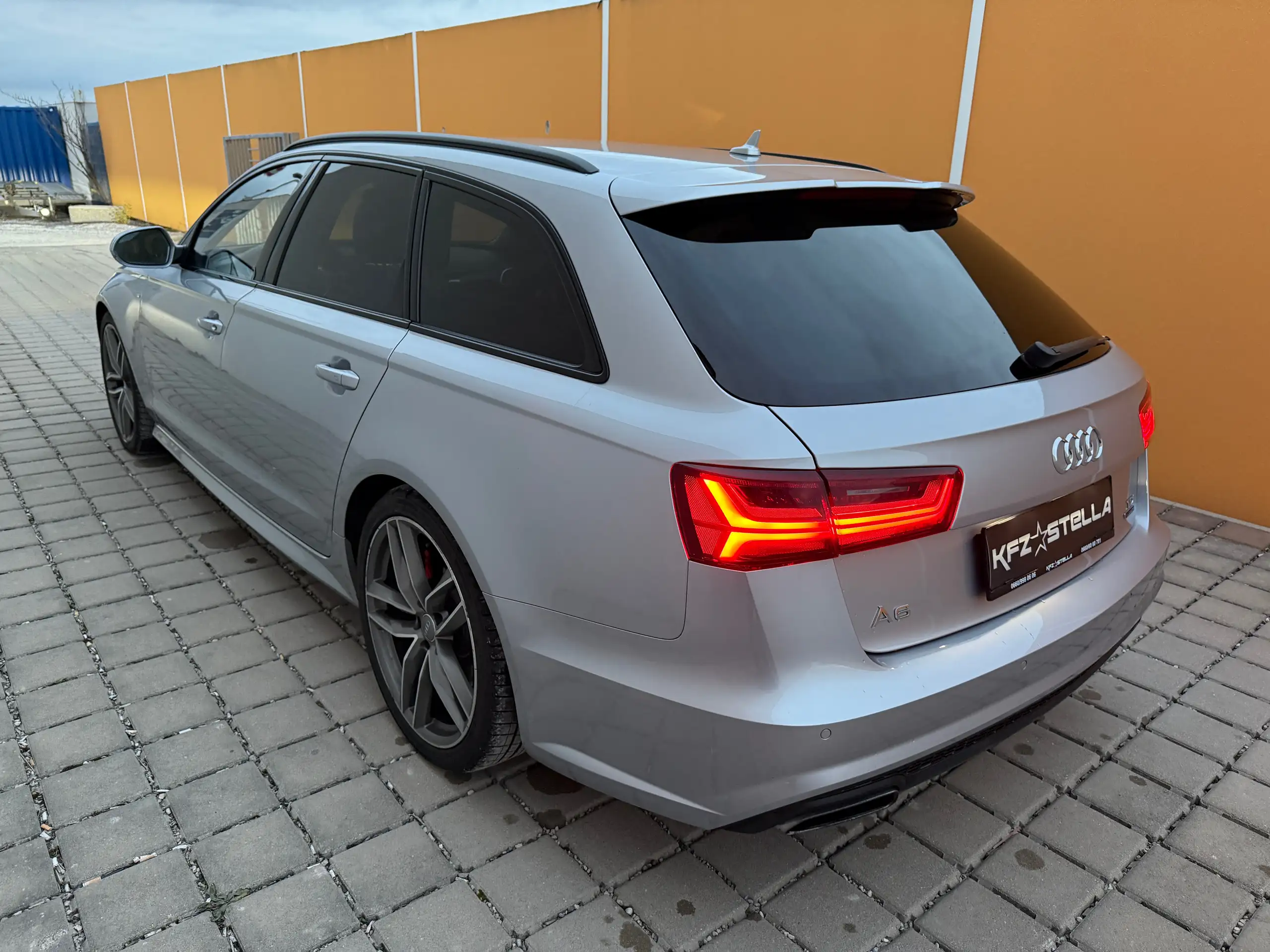 Audi - A6