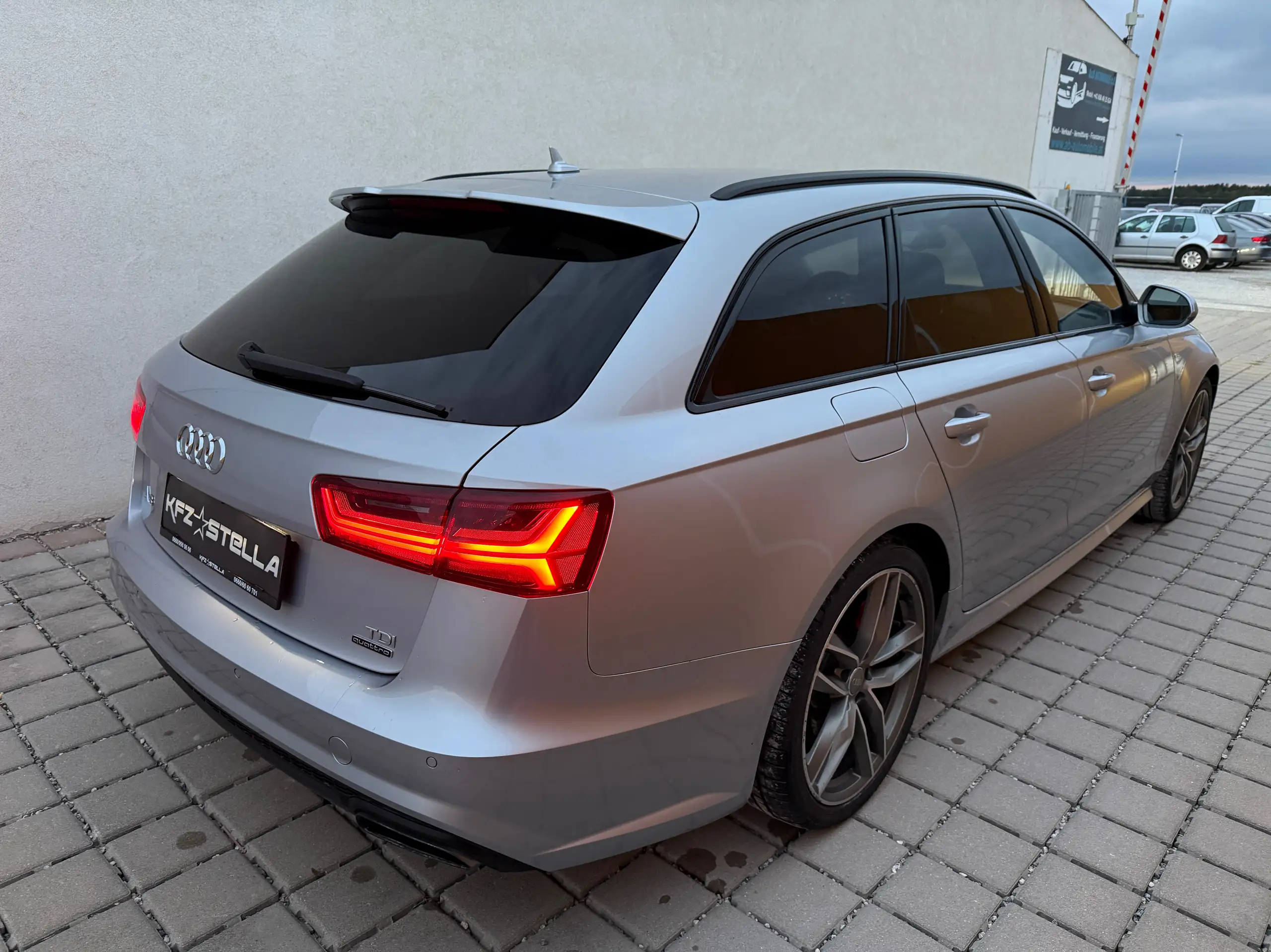 Audi - A6