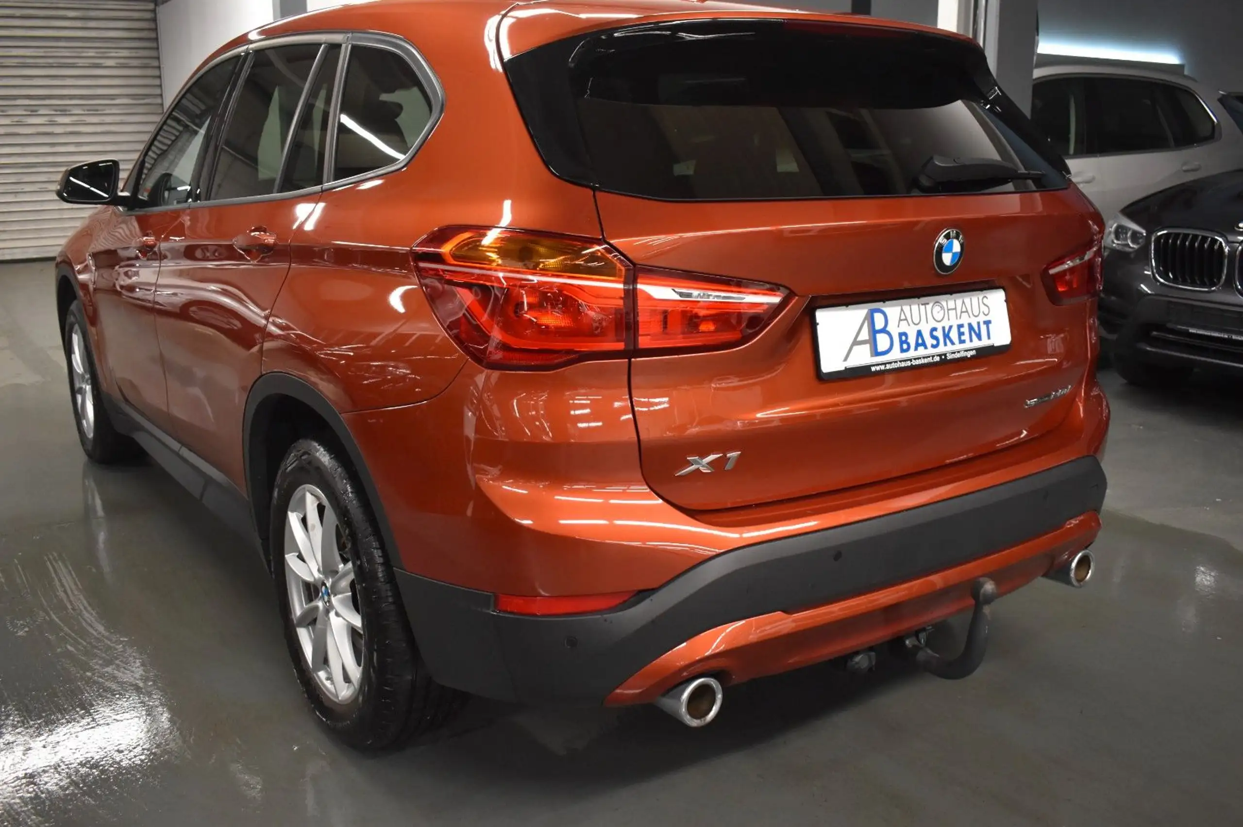 BMW - X1