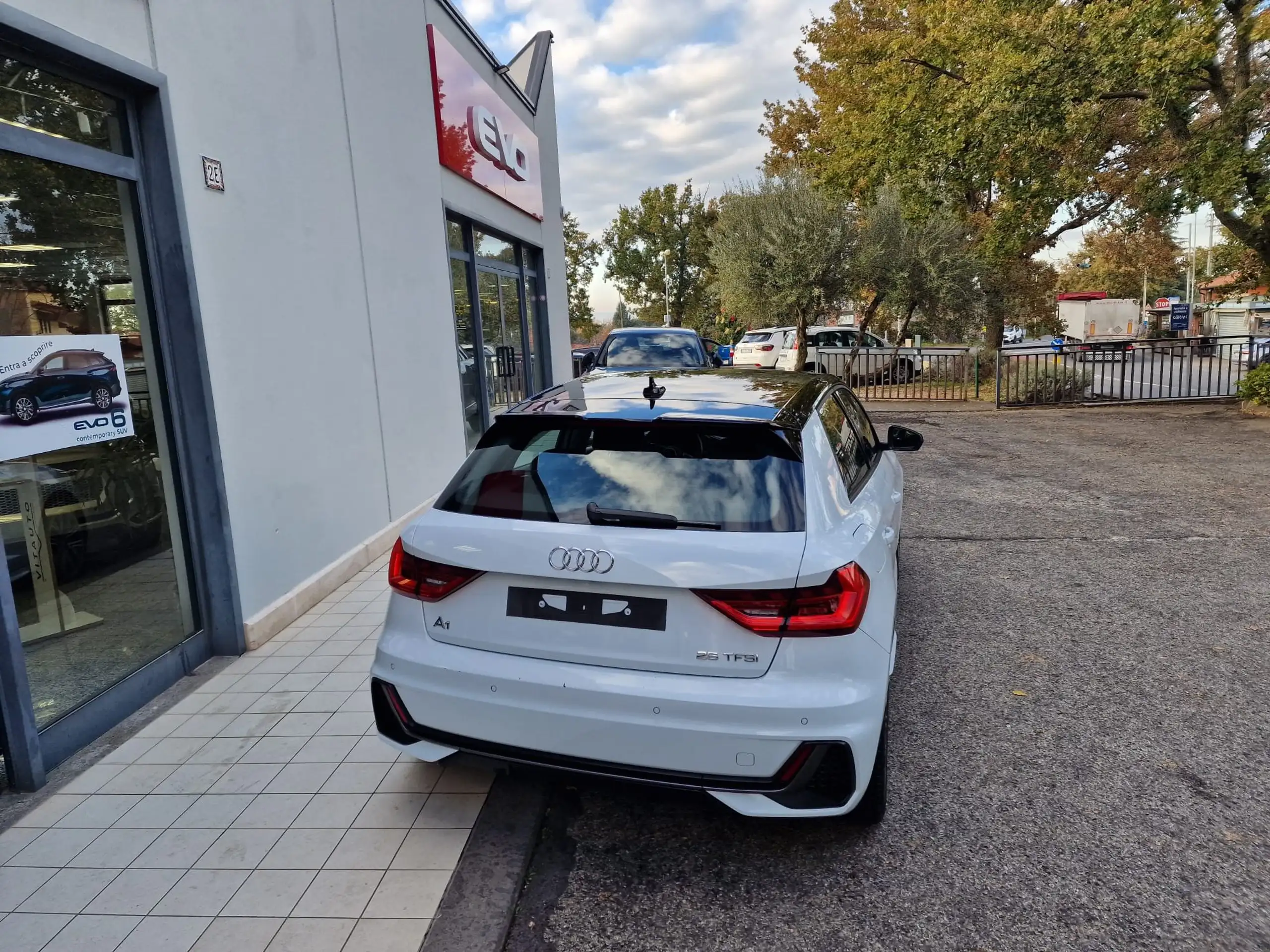 Audi - A1