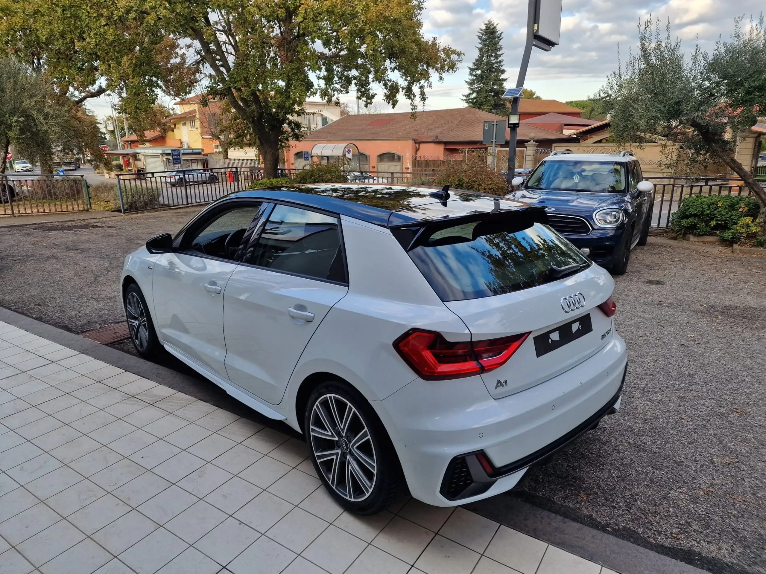 Audi - A1