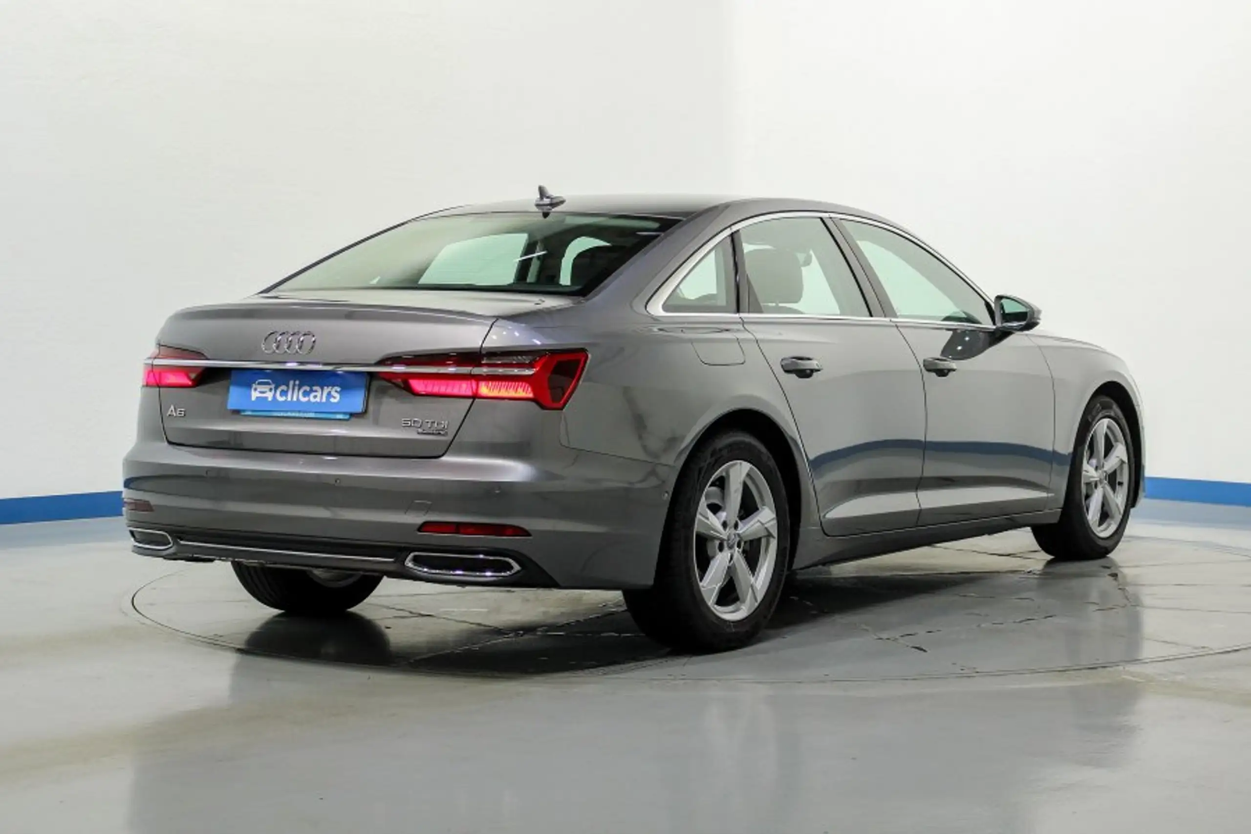 Audi - A6