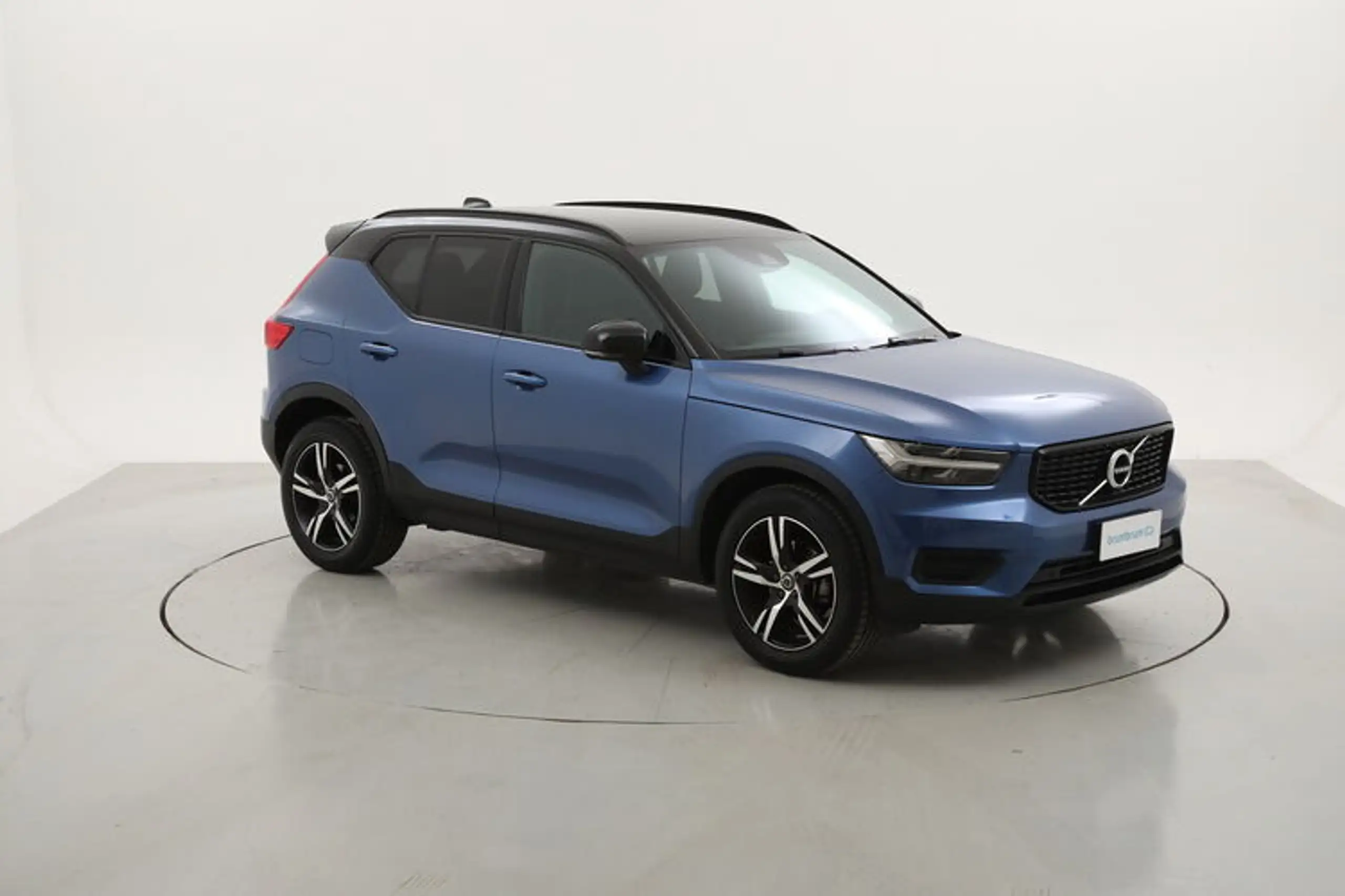 Volvo - XC40