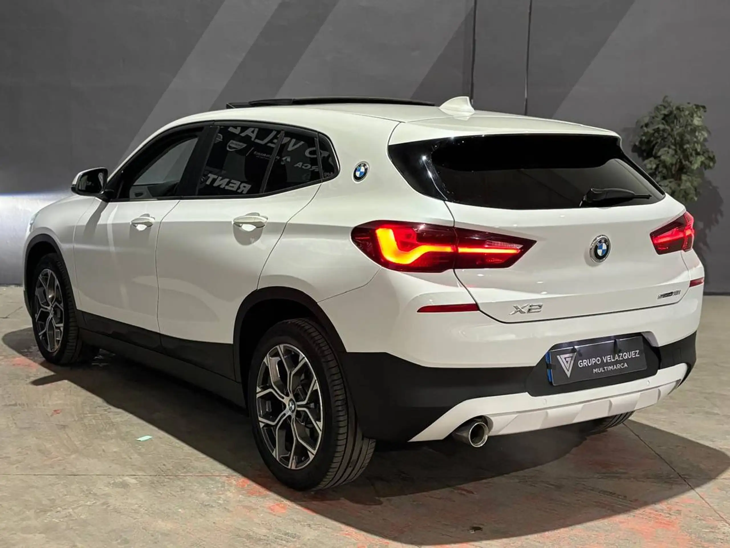 BMW - X2