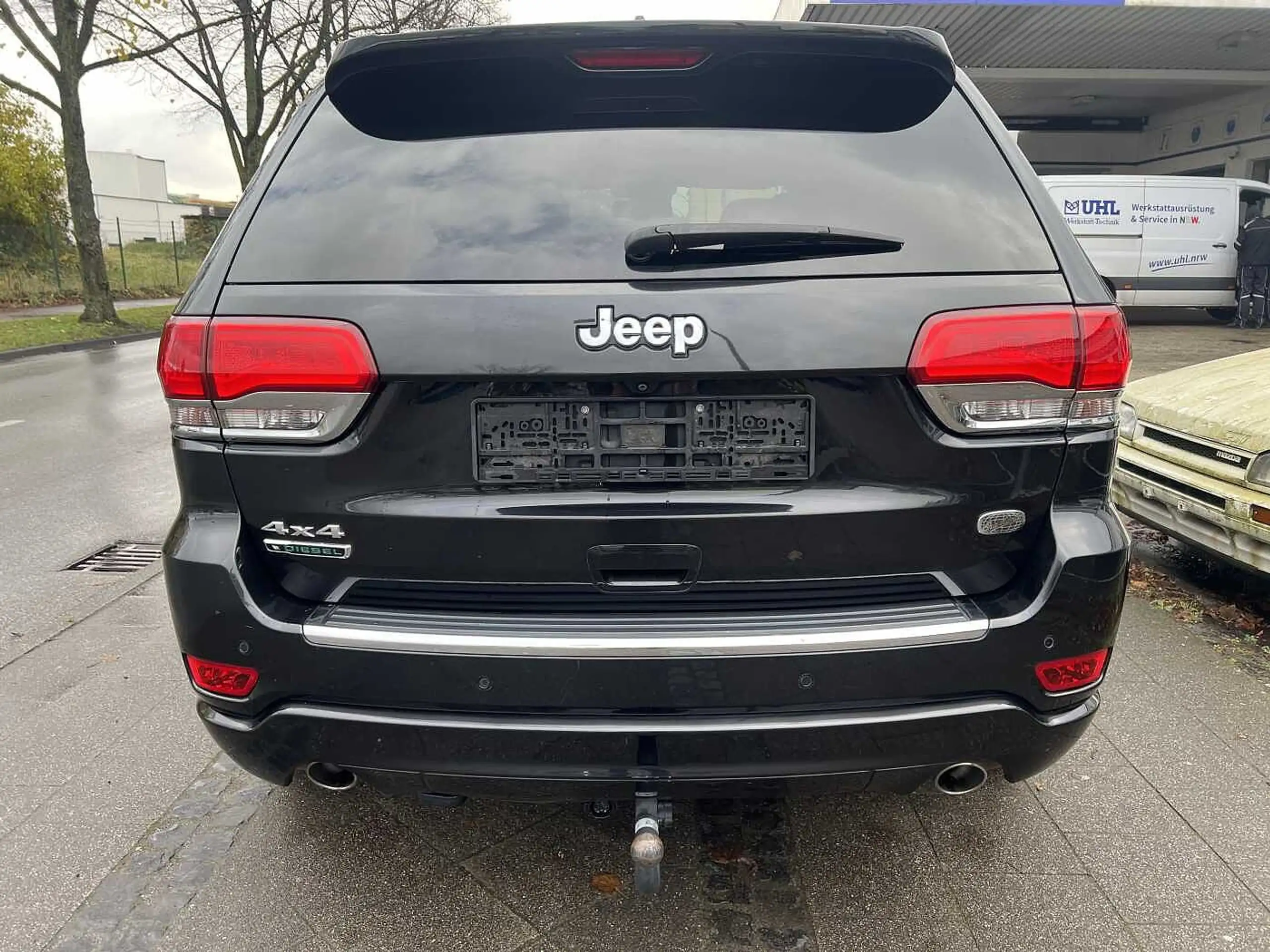 Jeep - Grand Cherokee