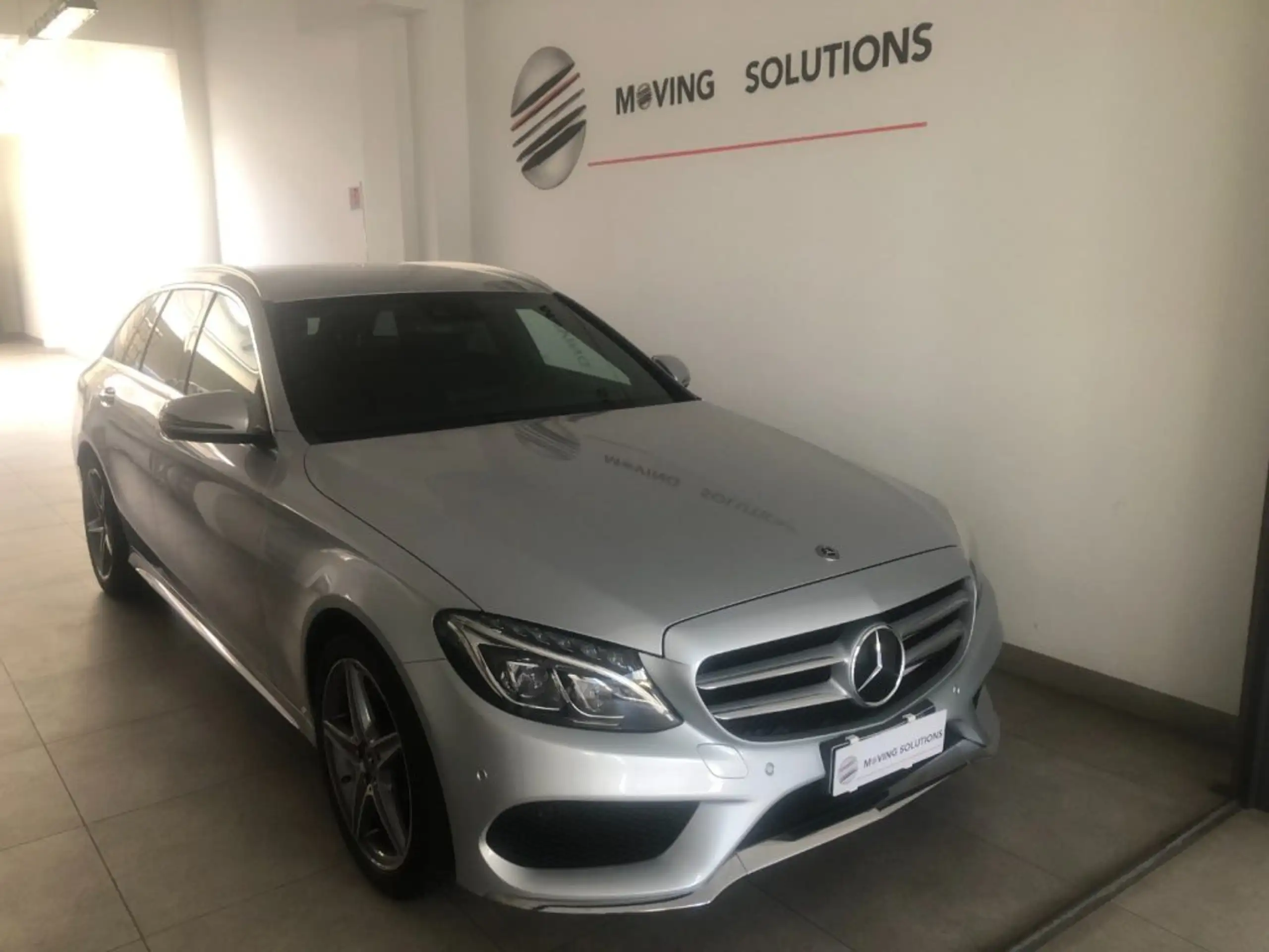 Mercedes-Benz - C 220