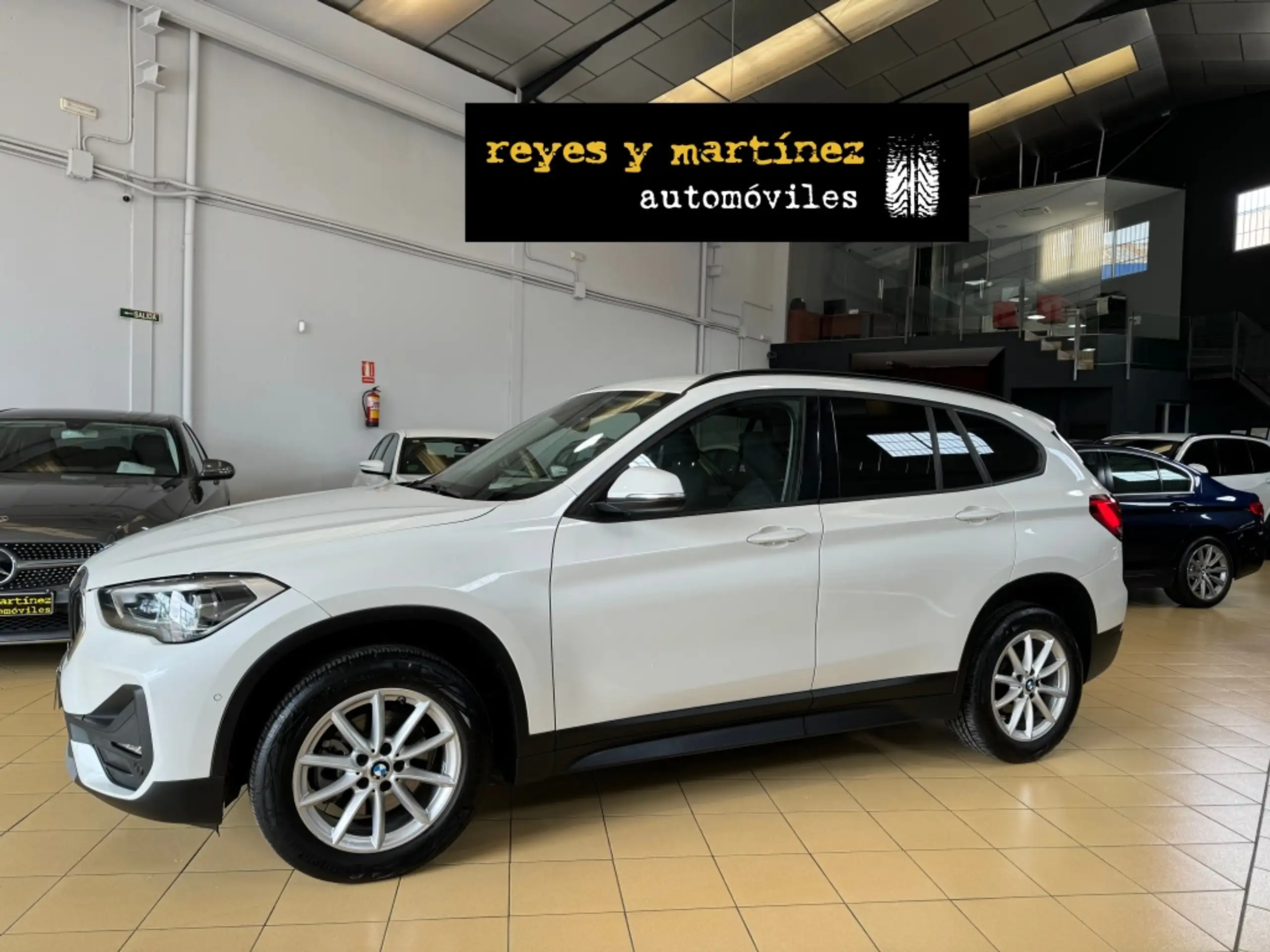 BMW - X1