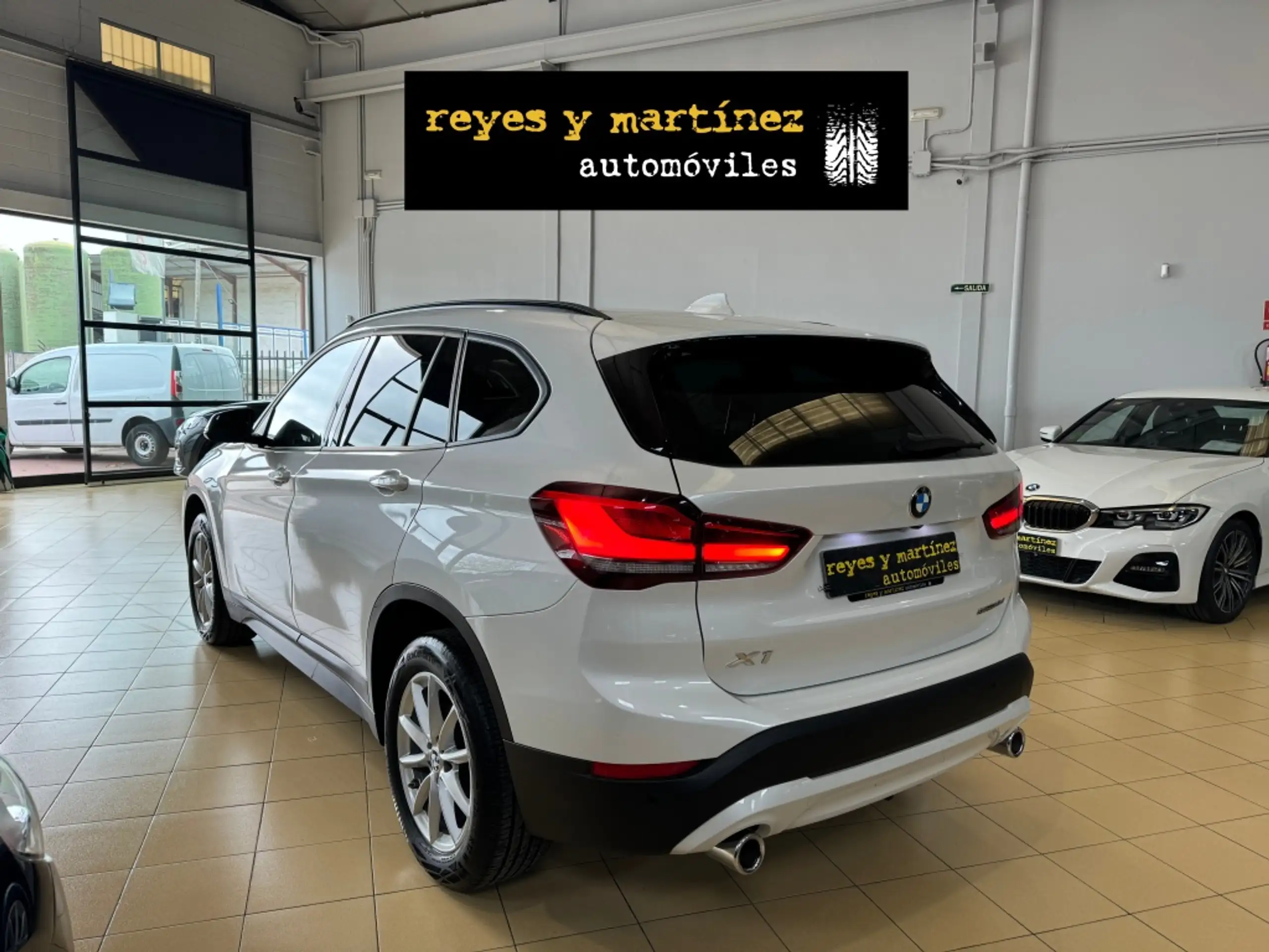 BMW - X1