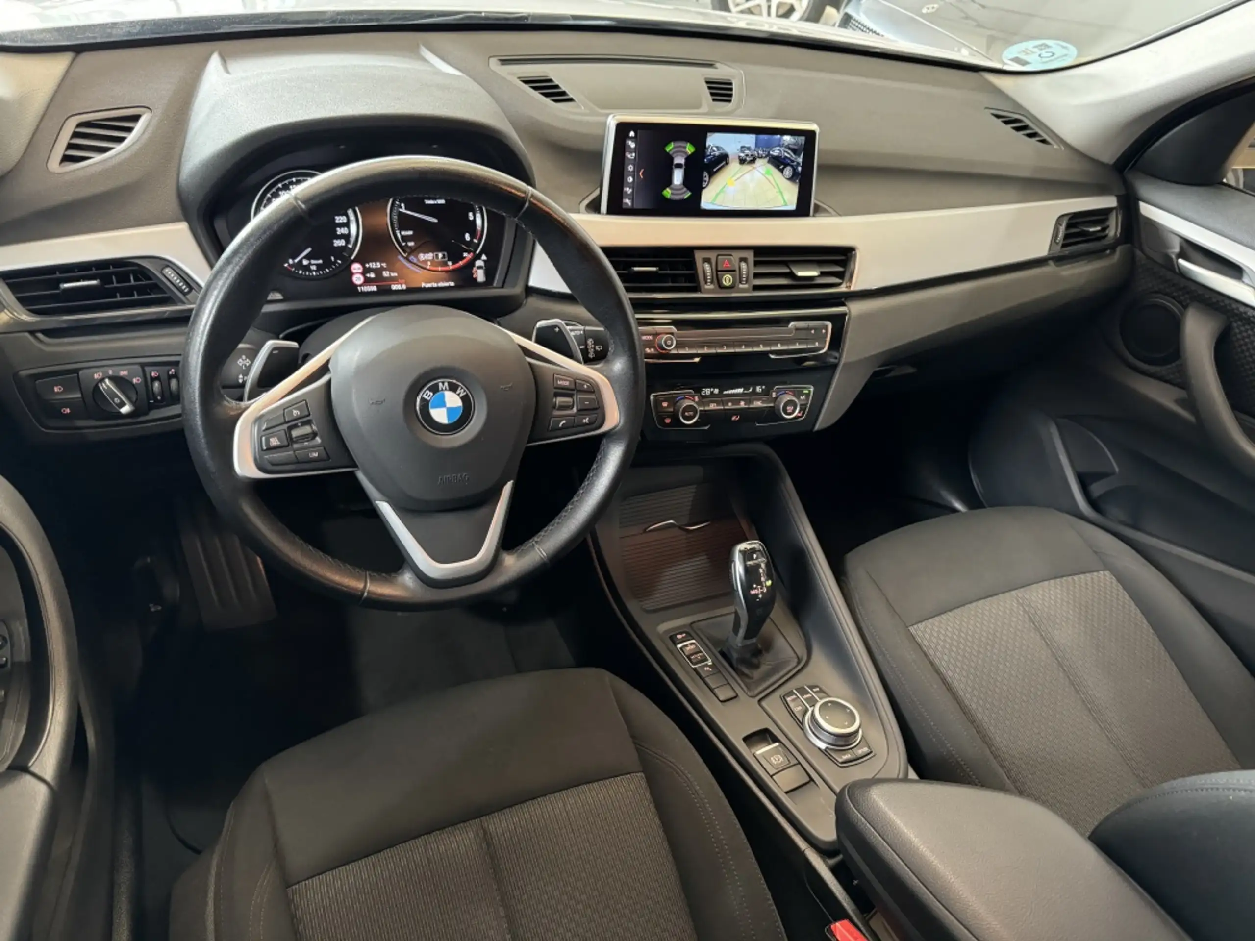 BMW - X1