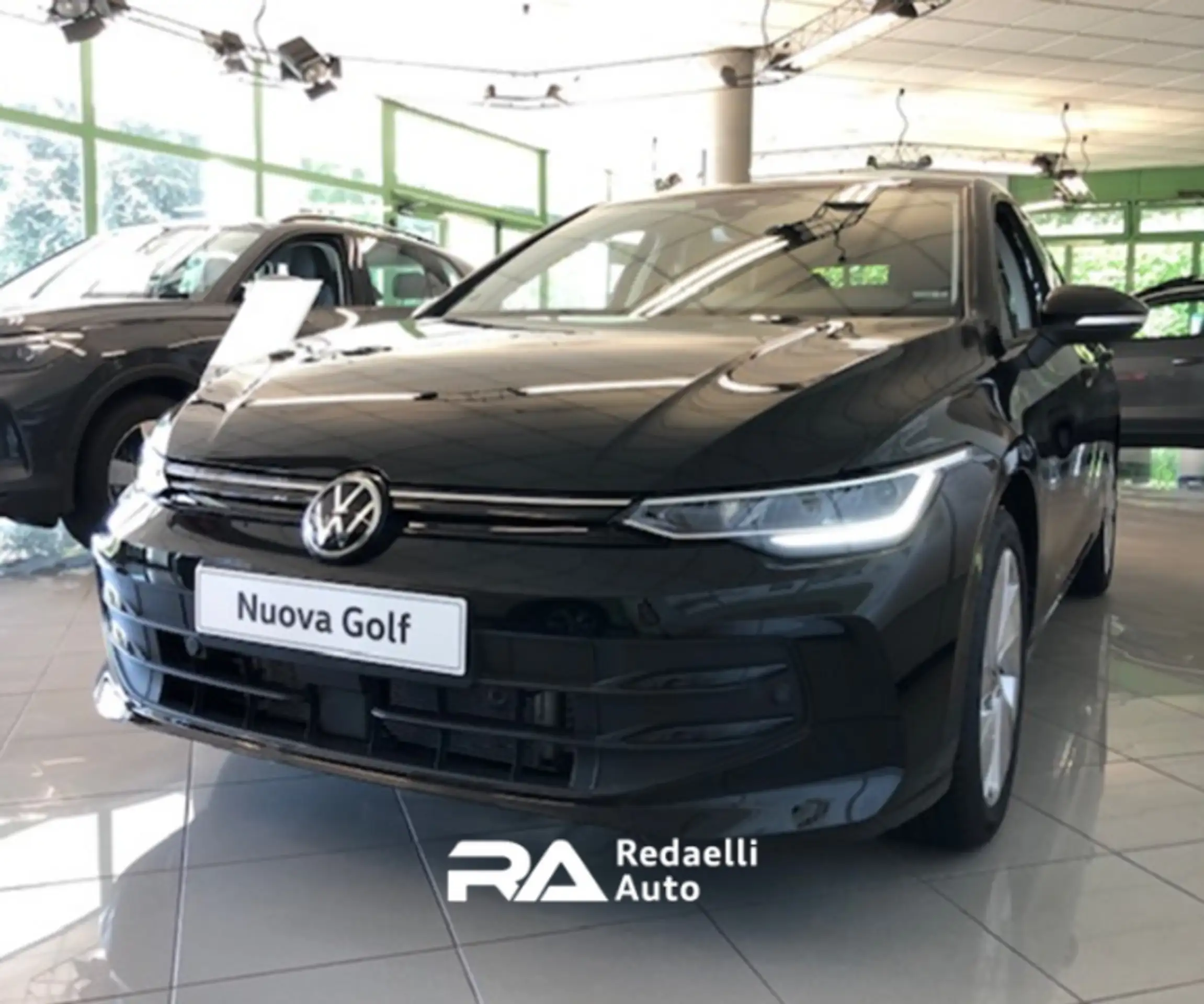 Volkswagen - Golf