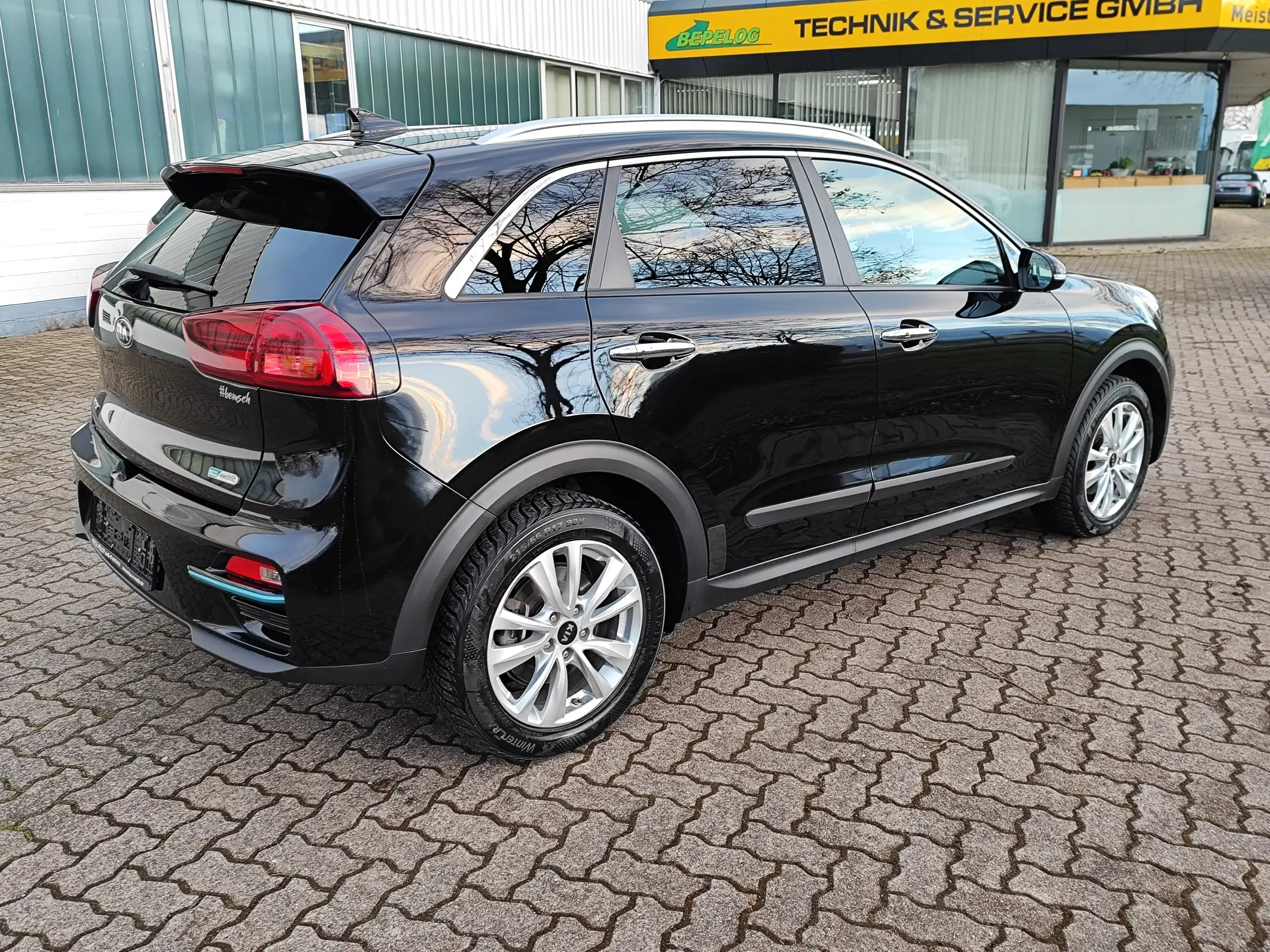 Kia - Niro