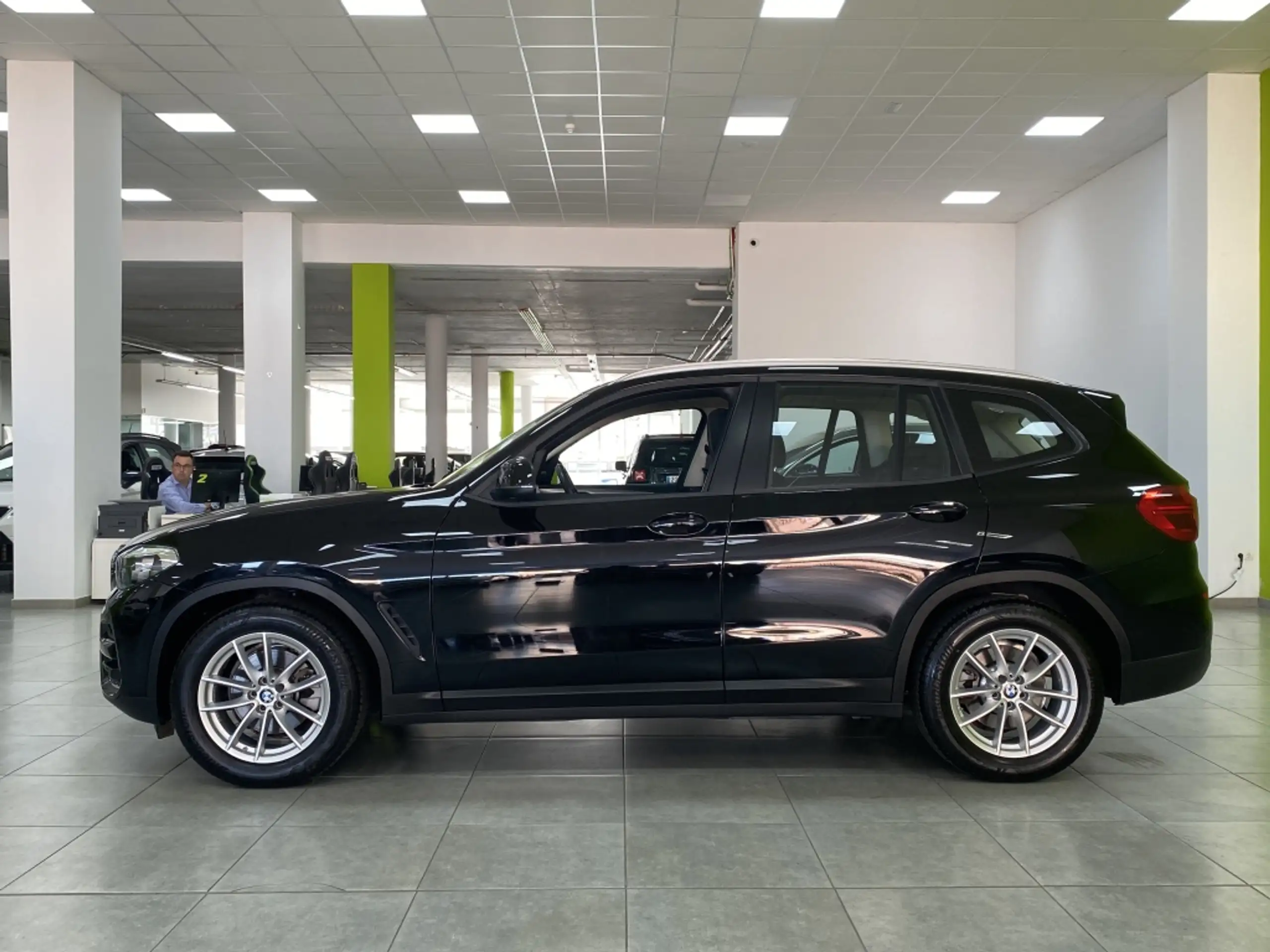 BMW - X3