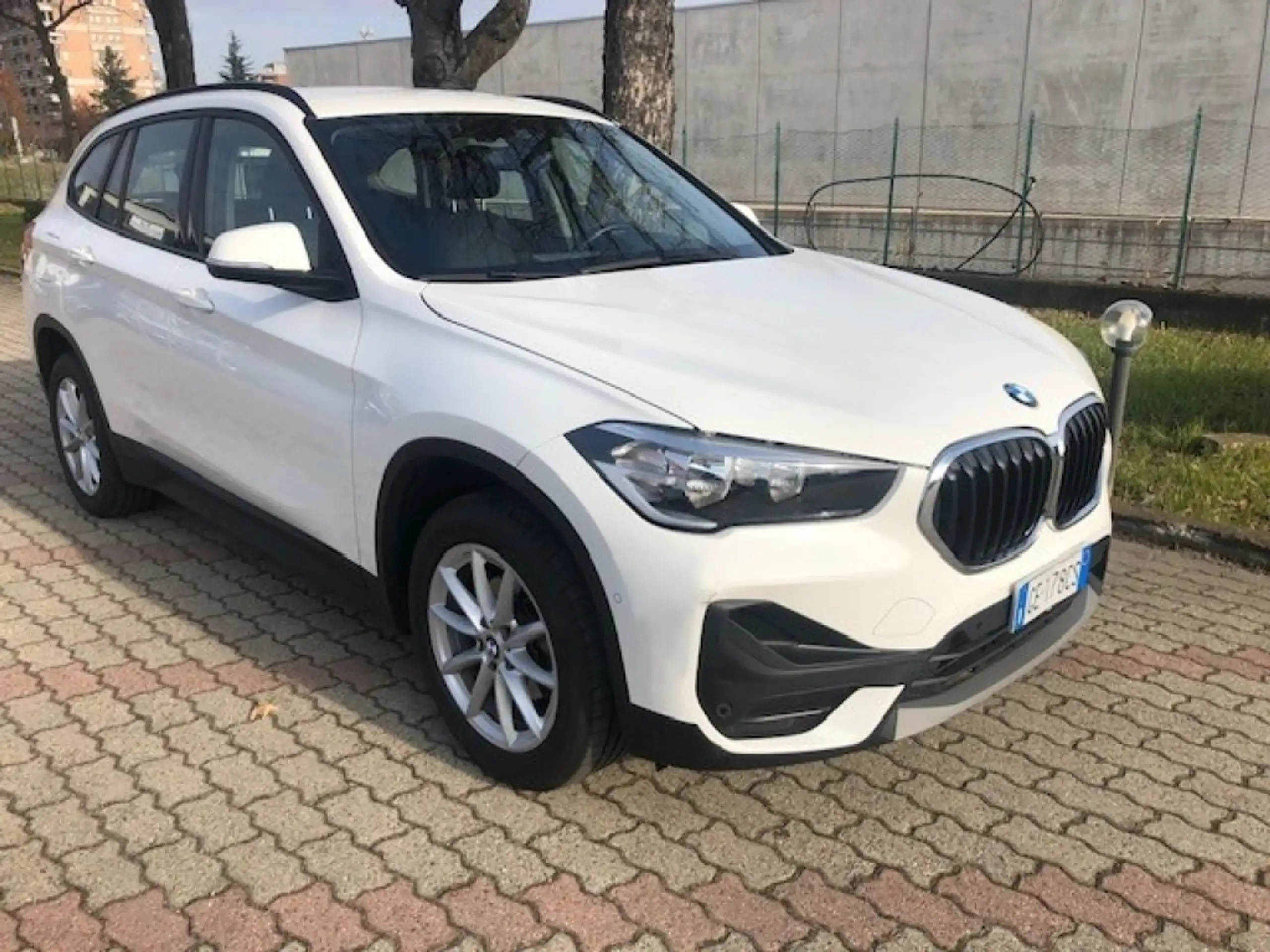 BMW - X1