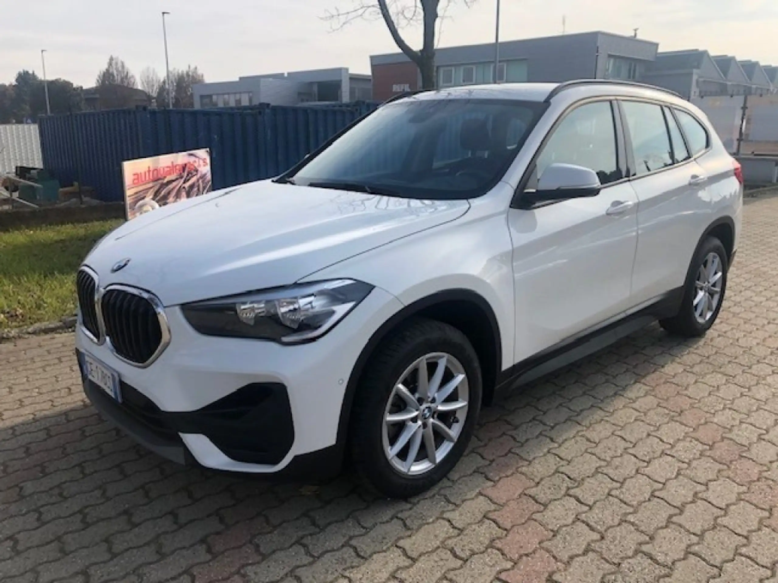 BMW - X1