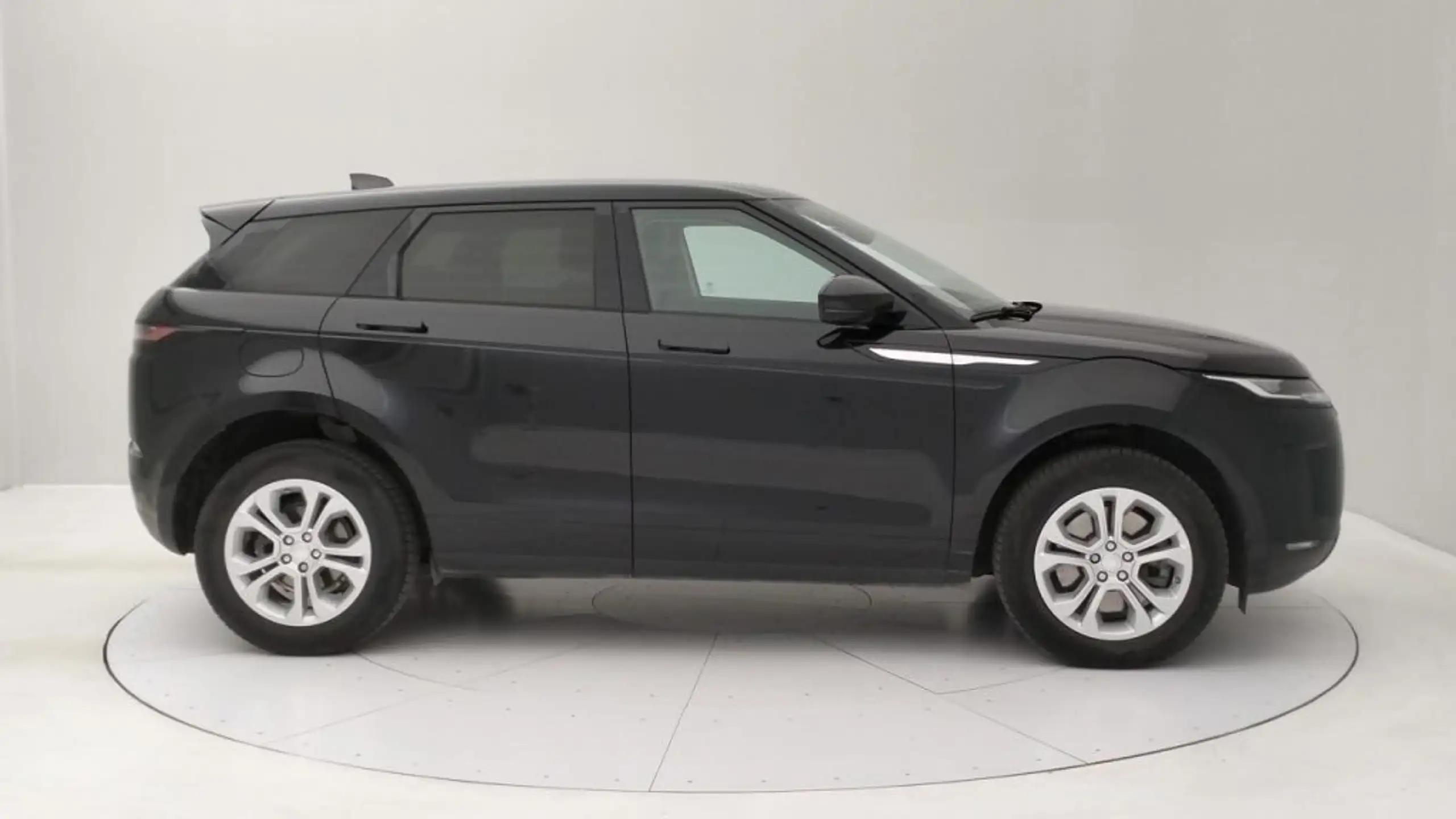 Land Rover - Range Rover Evoque