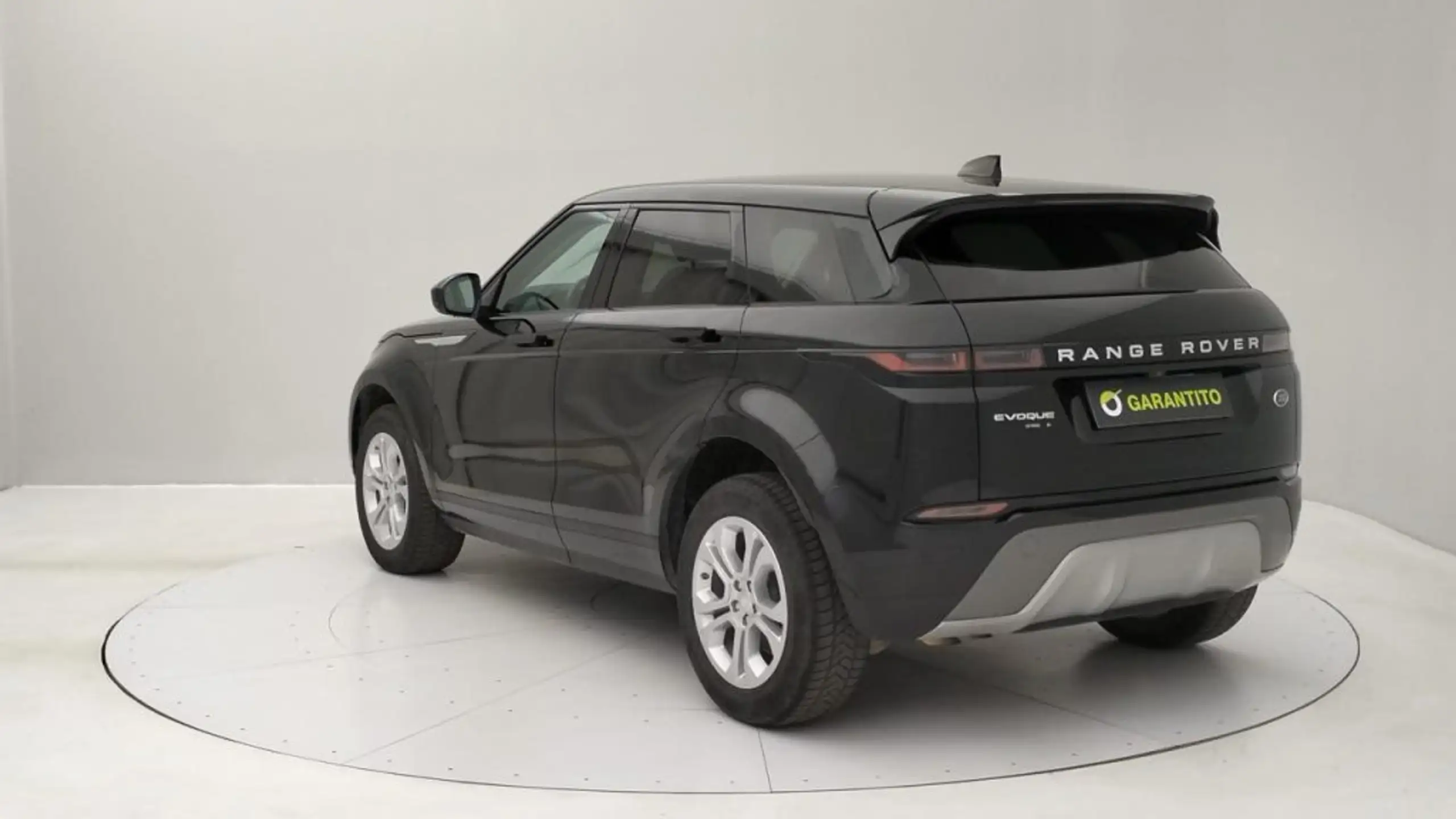 Land Rover - Range Rover Evoque