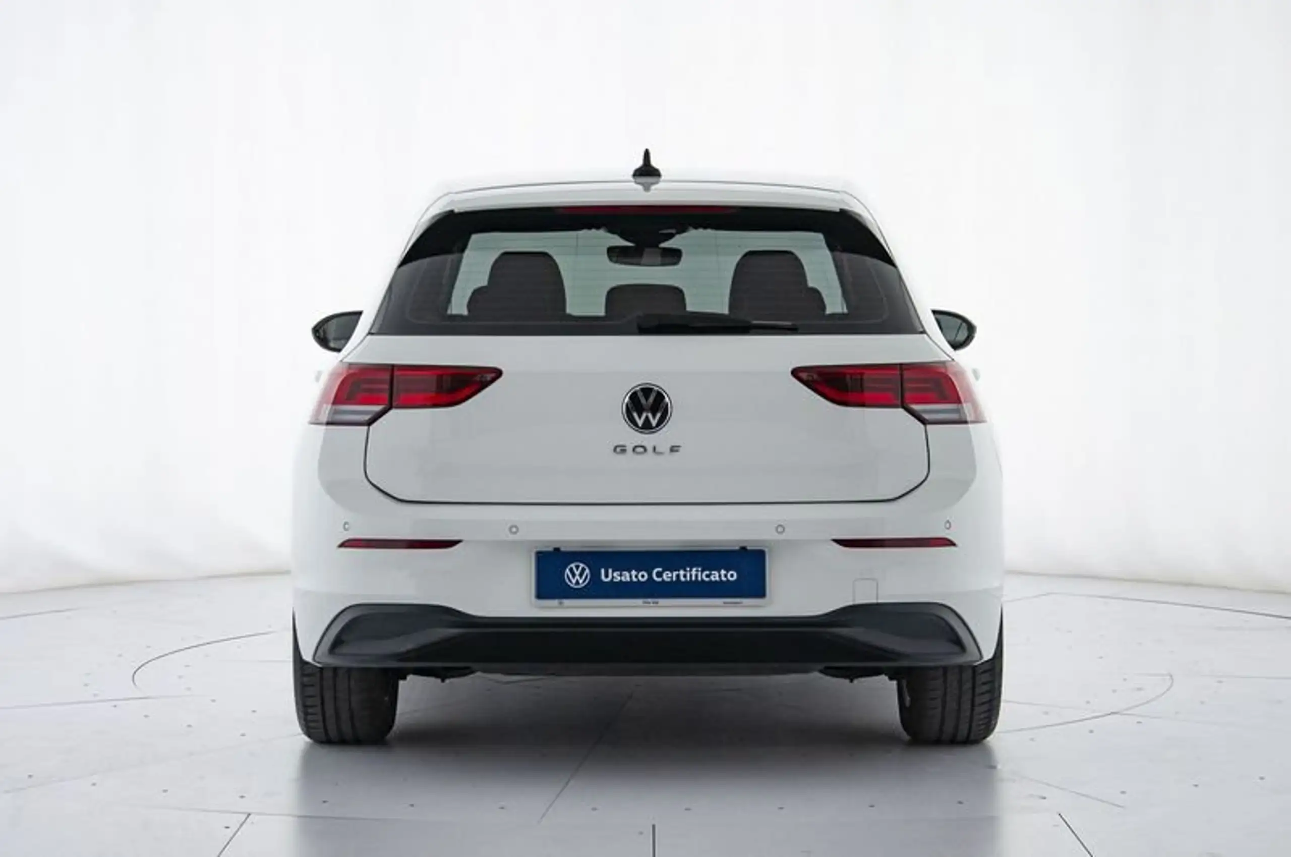 Volkswagen - Golf