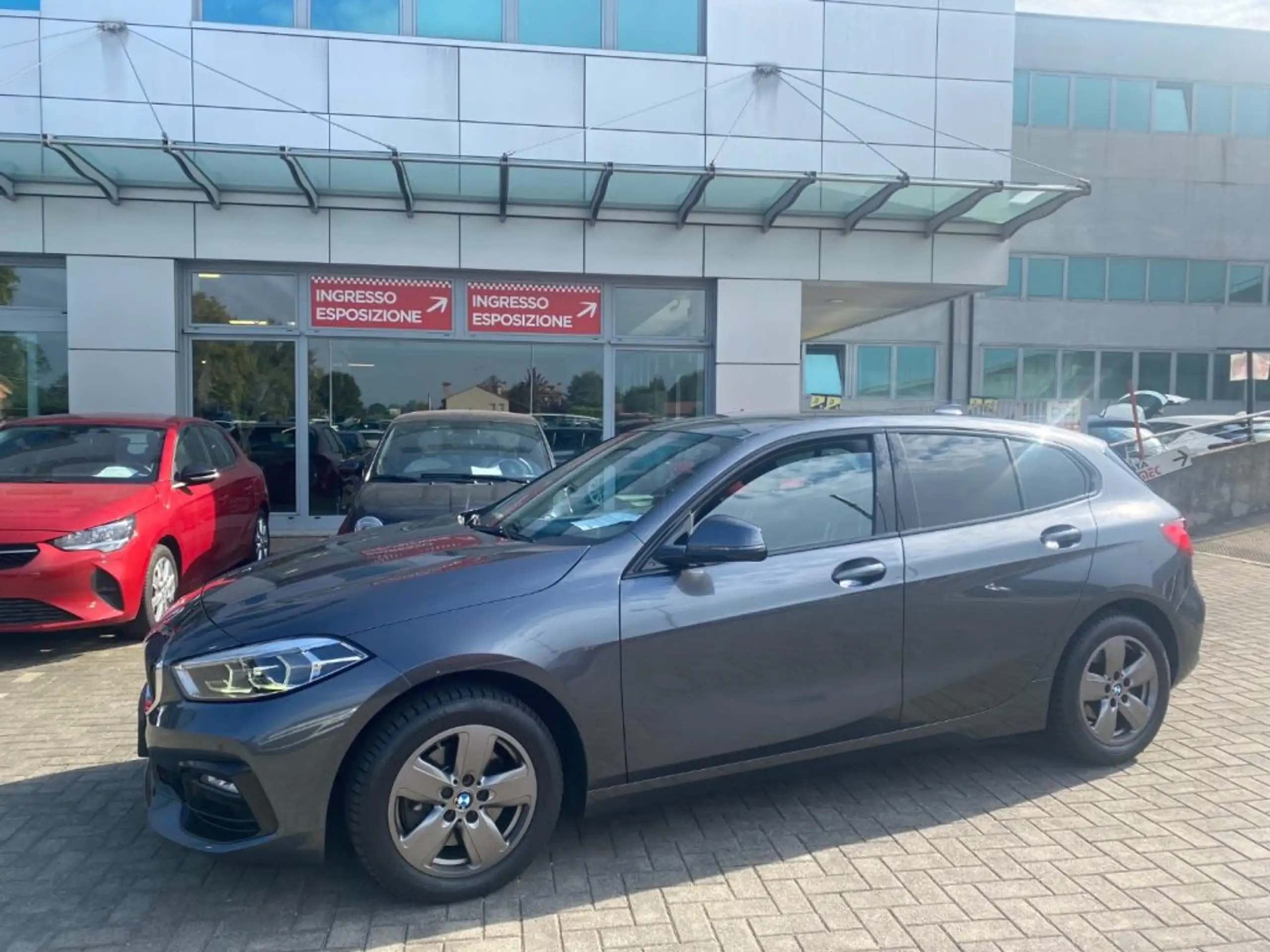 BMW 118 2021