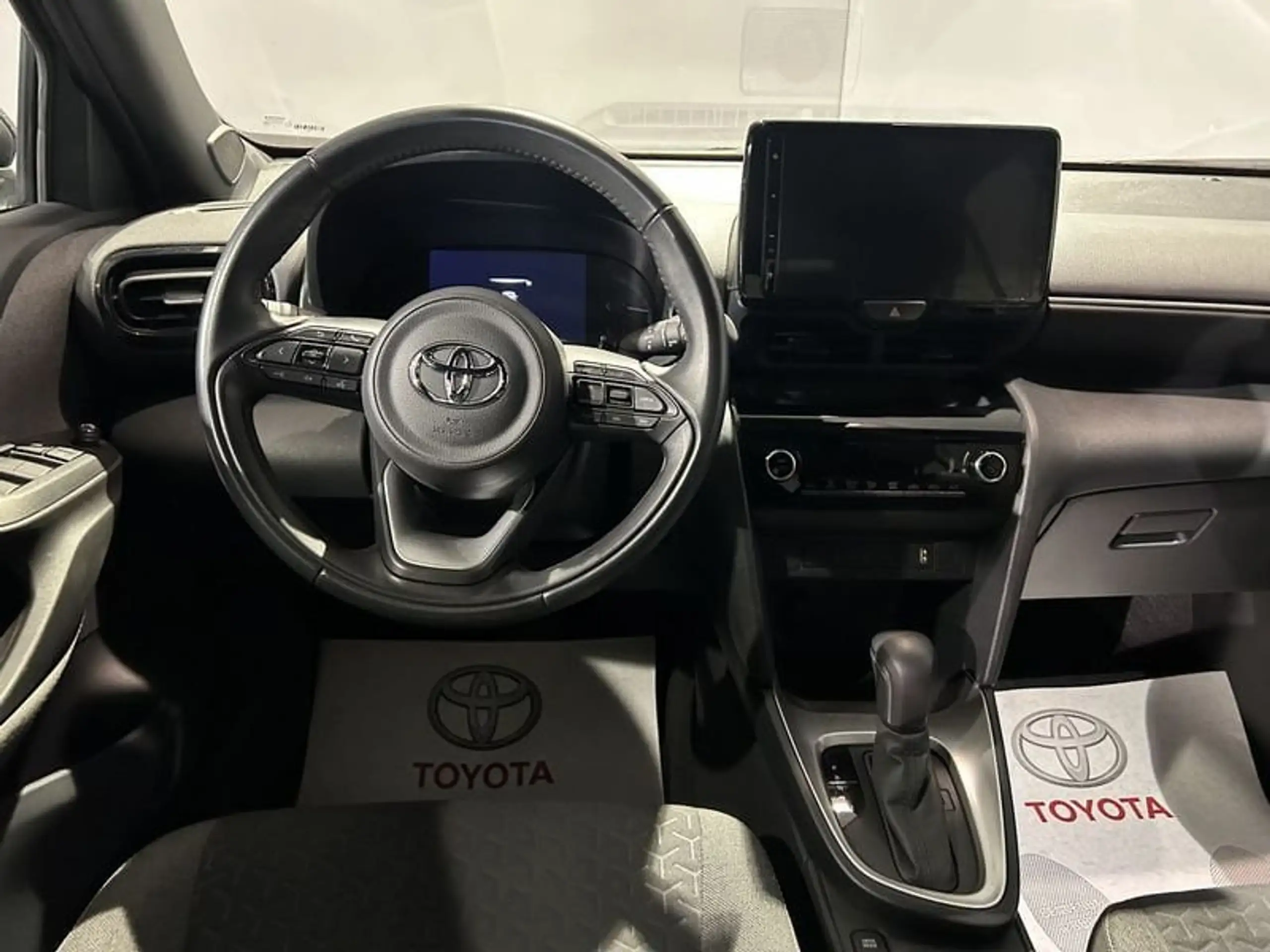 Toyota - Yaris Cross