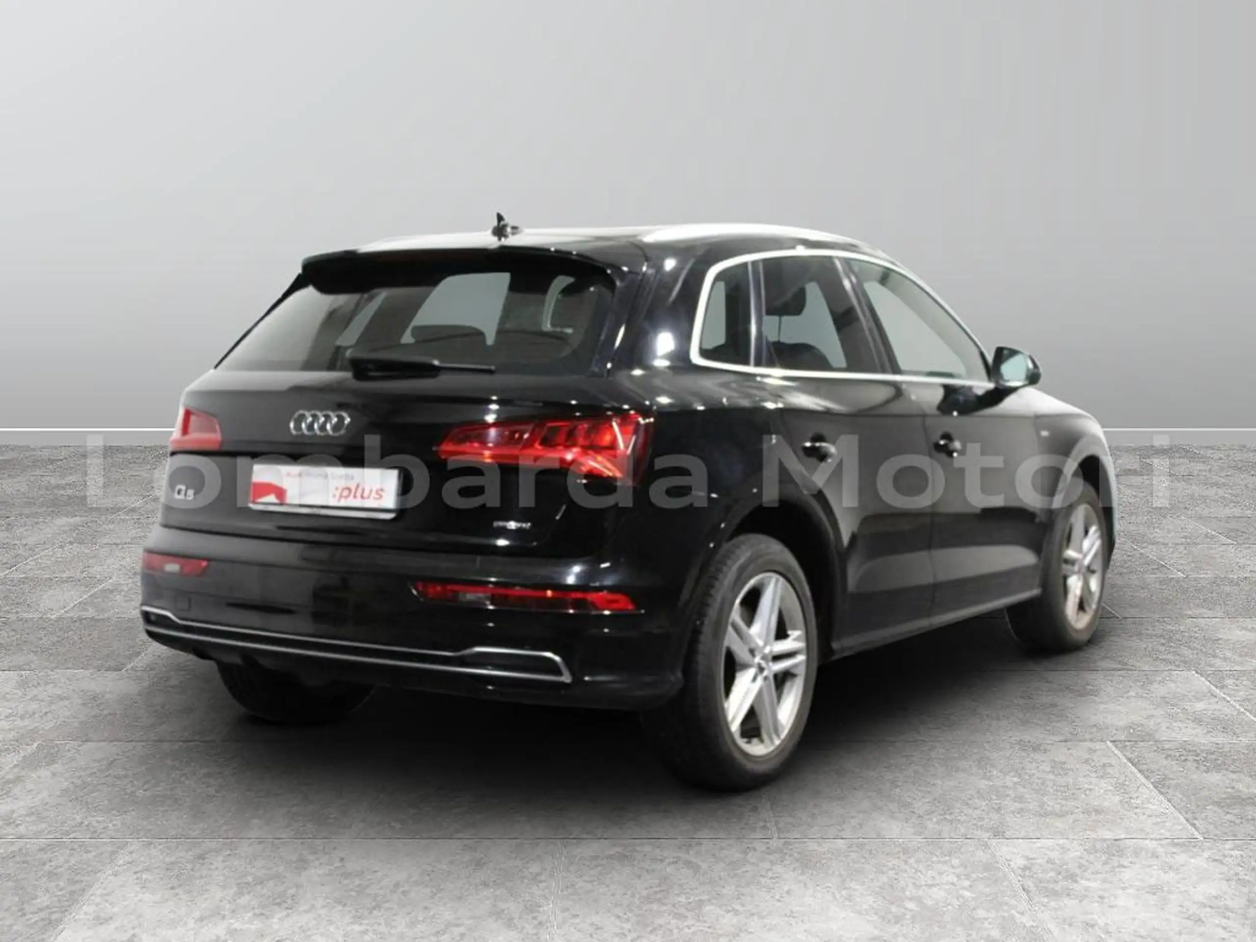 Audi - Q5