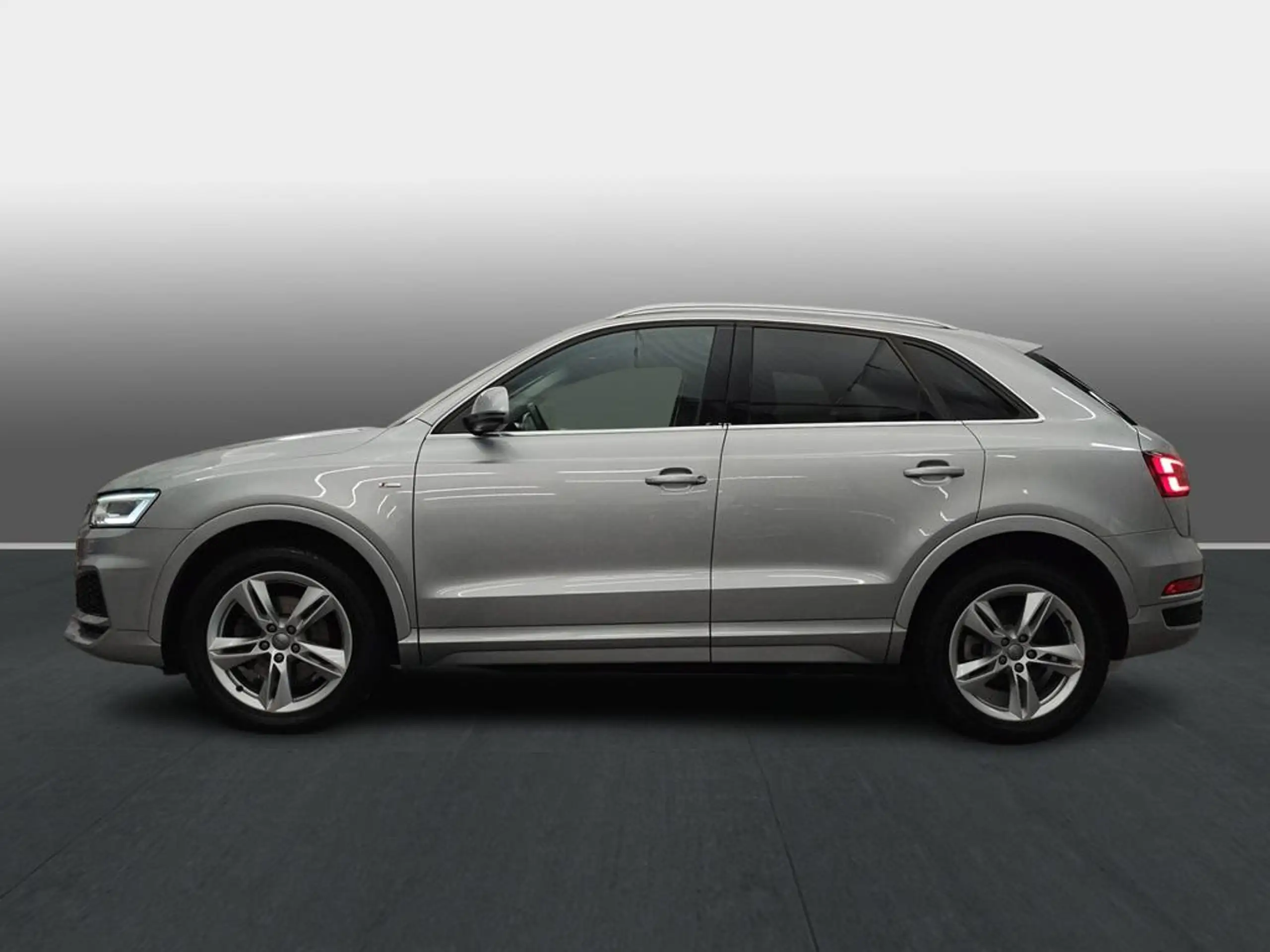 Audi - Q3