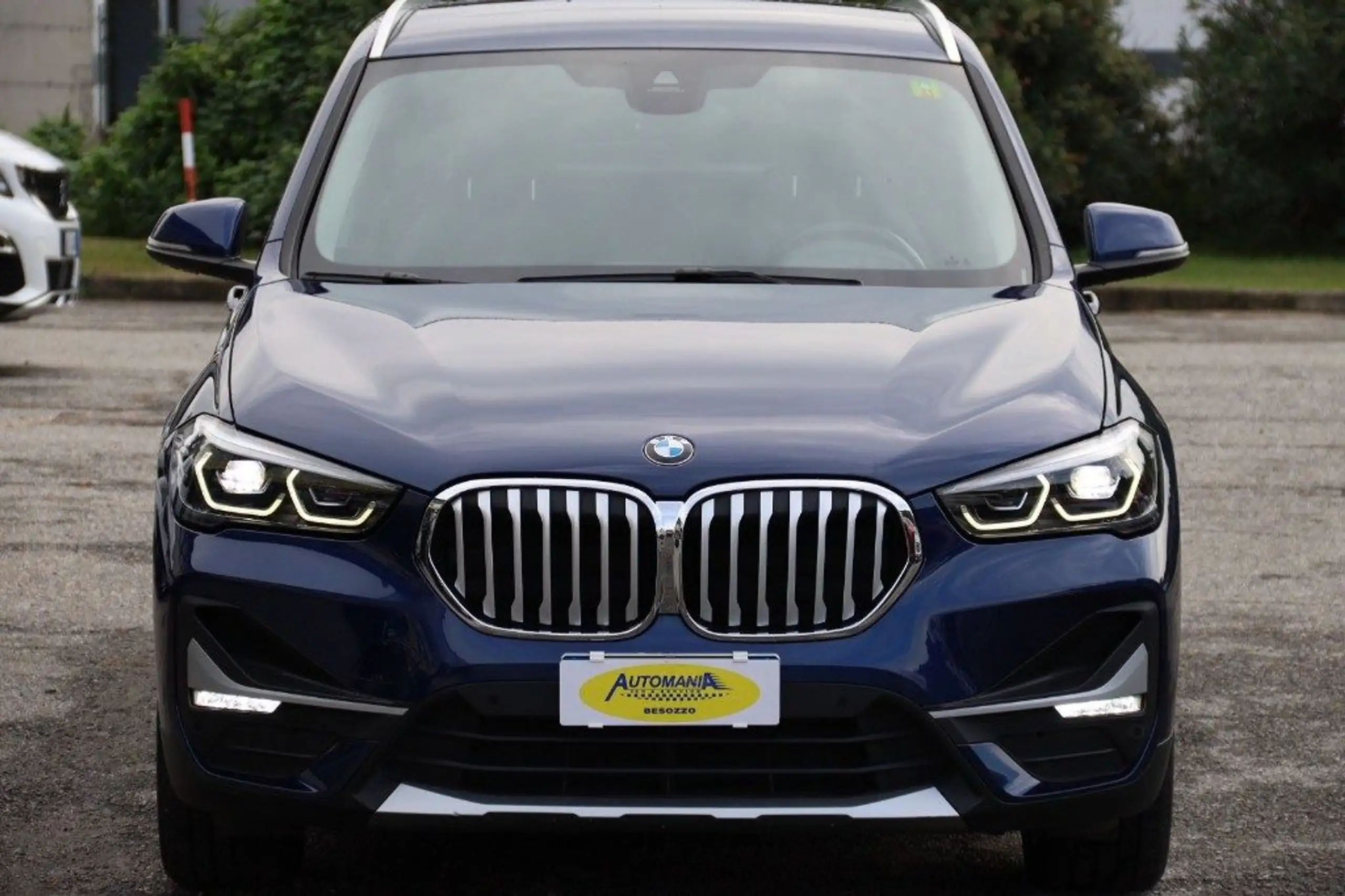 BMW - X1