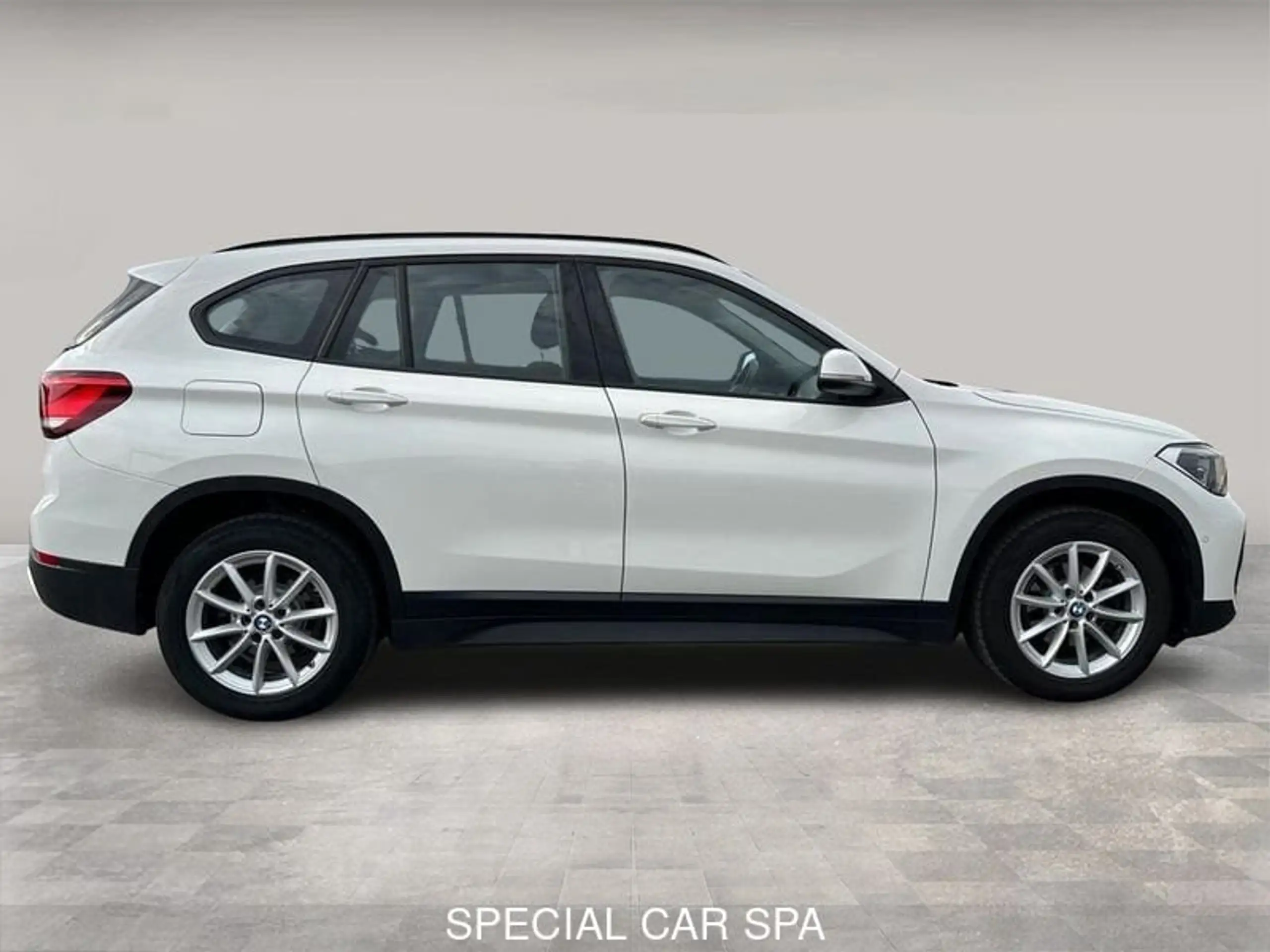 BMW - X1