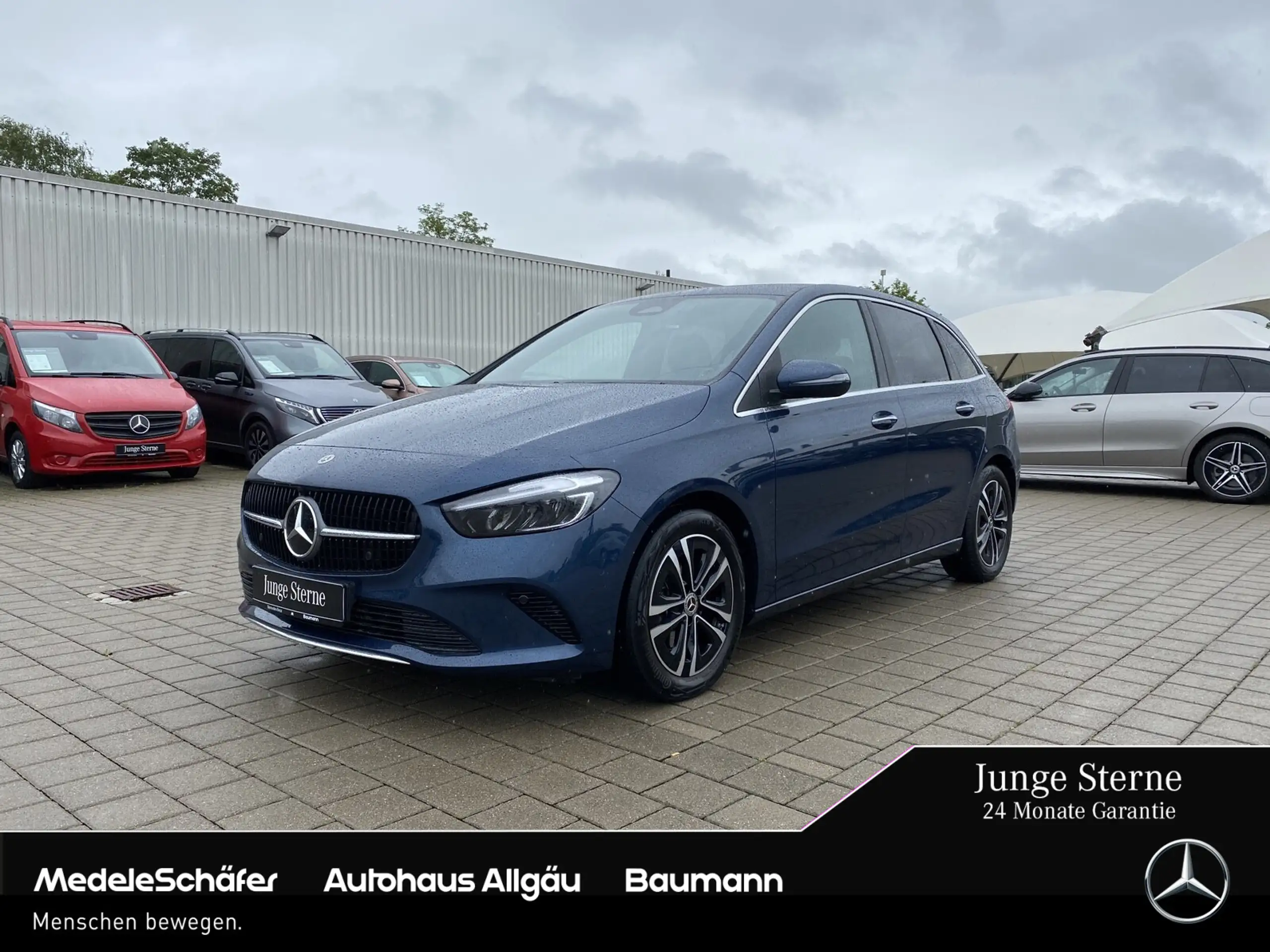 Mercedes-Benz B 220 2023